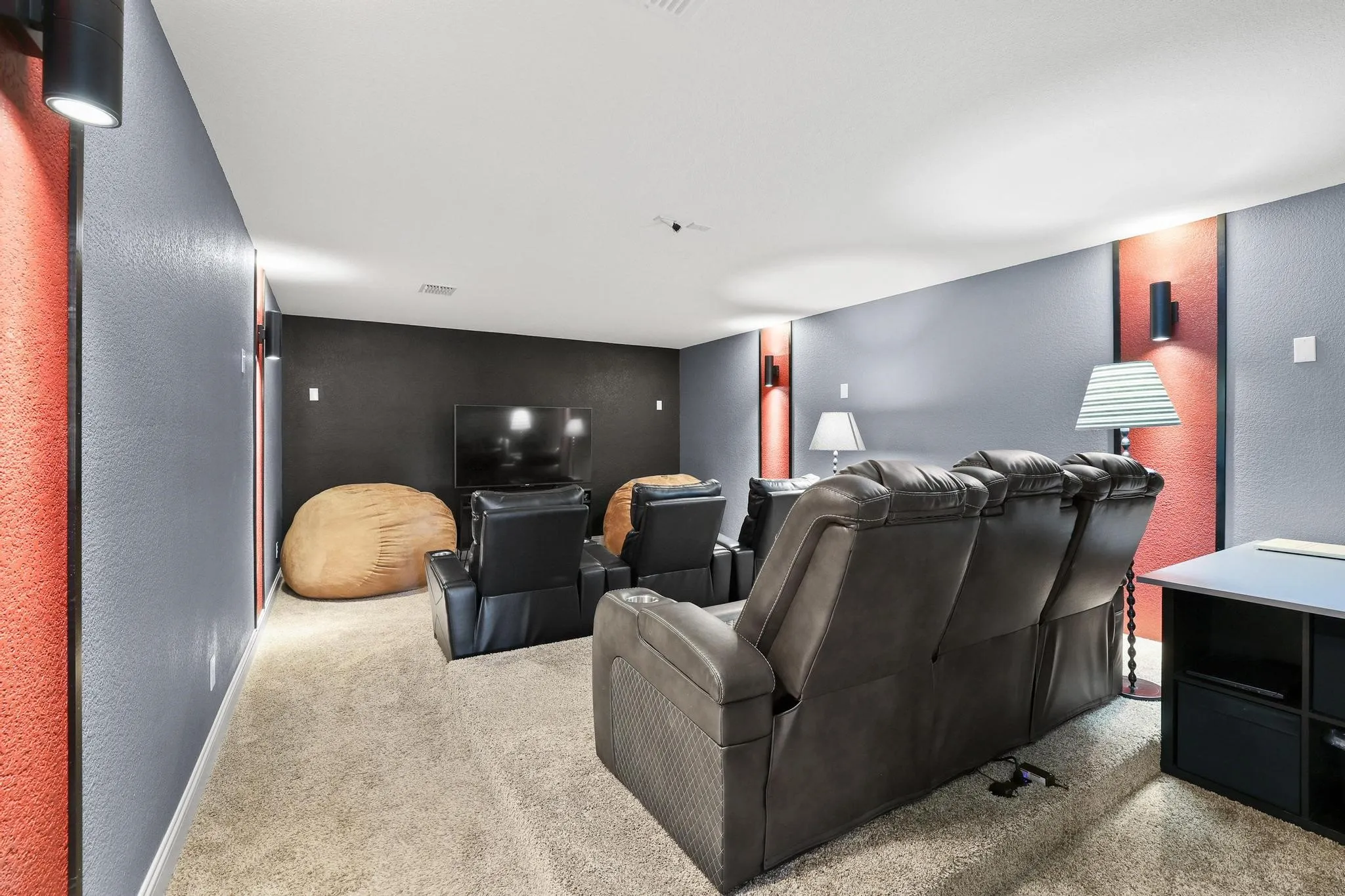 Single Family Residence For Sale in Denton County , 2601 Wesley Avenue, Aubrey, Texas 76227, 4 Bedroom, 3 Bathroom, 2 Garage spaces, 2,982 Sqft, built in 2020, mls#21391587, Real Estate Agent in Aubrey, Homes For Sale in Denton county, Homes For Sale in Aubrey, Realtor in Aubrey Texas, Real Estate Brokerage Independent Realty Texas, Luminita Cordes Realtor