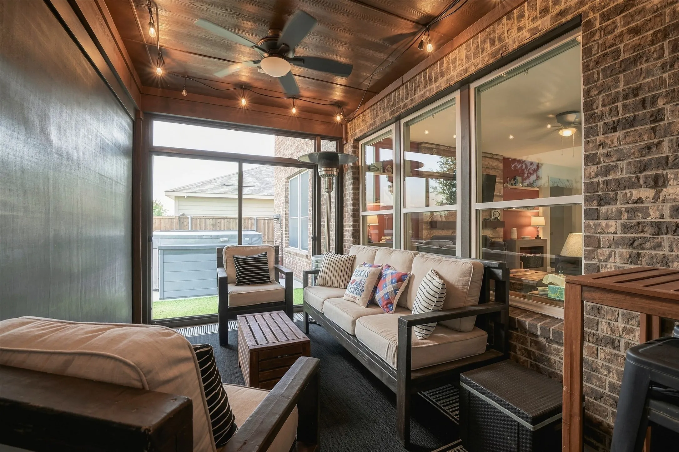 Single Family Residence For Sale in Denton County , 2601 Wesley Avenue, Aubrey, Texas 76227, 4 Bedroom, 3 Bathroom, 2 Garage spaces, 2,982 Sqft, built in 2020, mls#21391587, Real Estate Agent in Aubrey, Homes For Sale in Denton county, Homes For Sale in Aubrey, Realtor in Aubrey Texas, Real Estate Brokerage Independent Realty Texas, Luminita Cordes Realtor