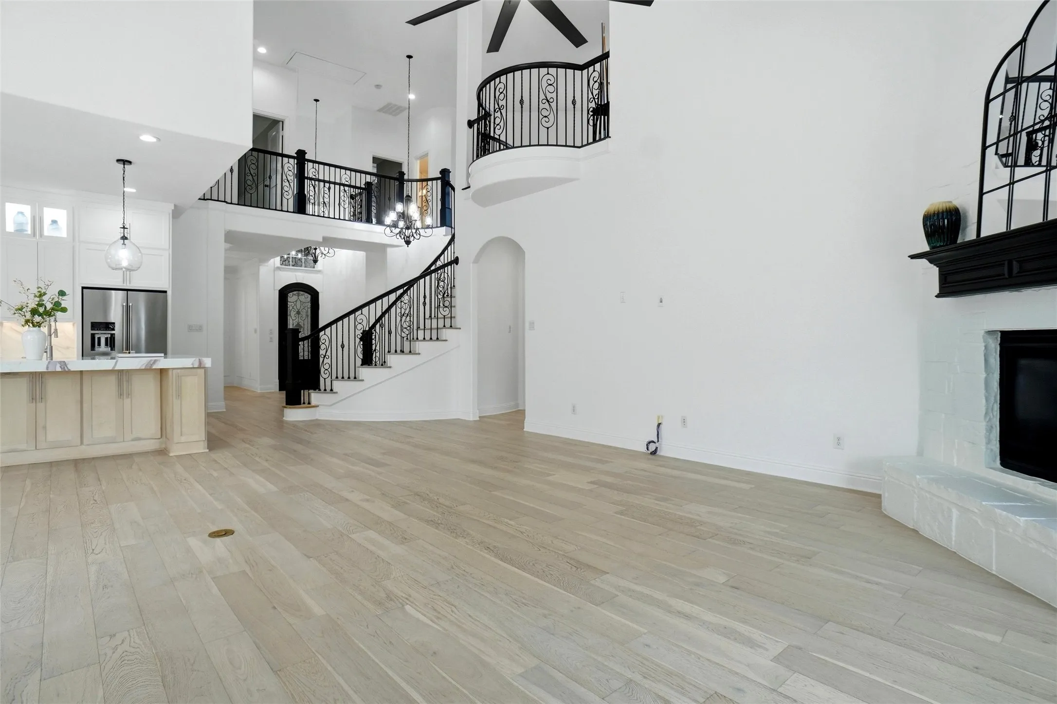 Single Family Residence For Rent in Denton County , 2414 Trophy Club Drive, Trophy Club, Texas 76262, 5 Bedroom, 4 Bathroom, 3 Garage spaces, 4,390 Sqft, built in 2010, mls#21388128, Real Estate Agent in Trophy Club, Homes For Rent in Denton county, Homes For Rent in Trophy Club, Realtor in Trophy Club Texas, Real Estate Brokerage Independent Realty Texas, Luminita Cordes Realtor