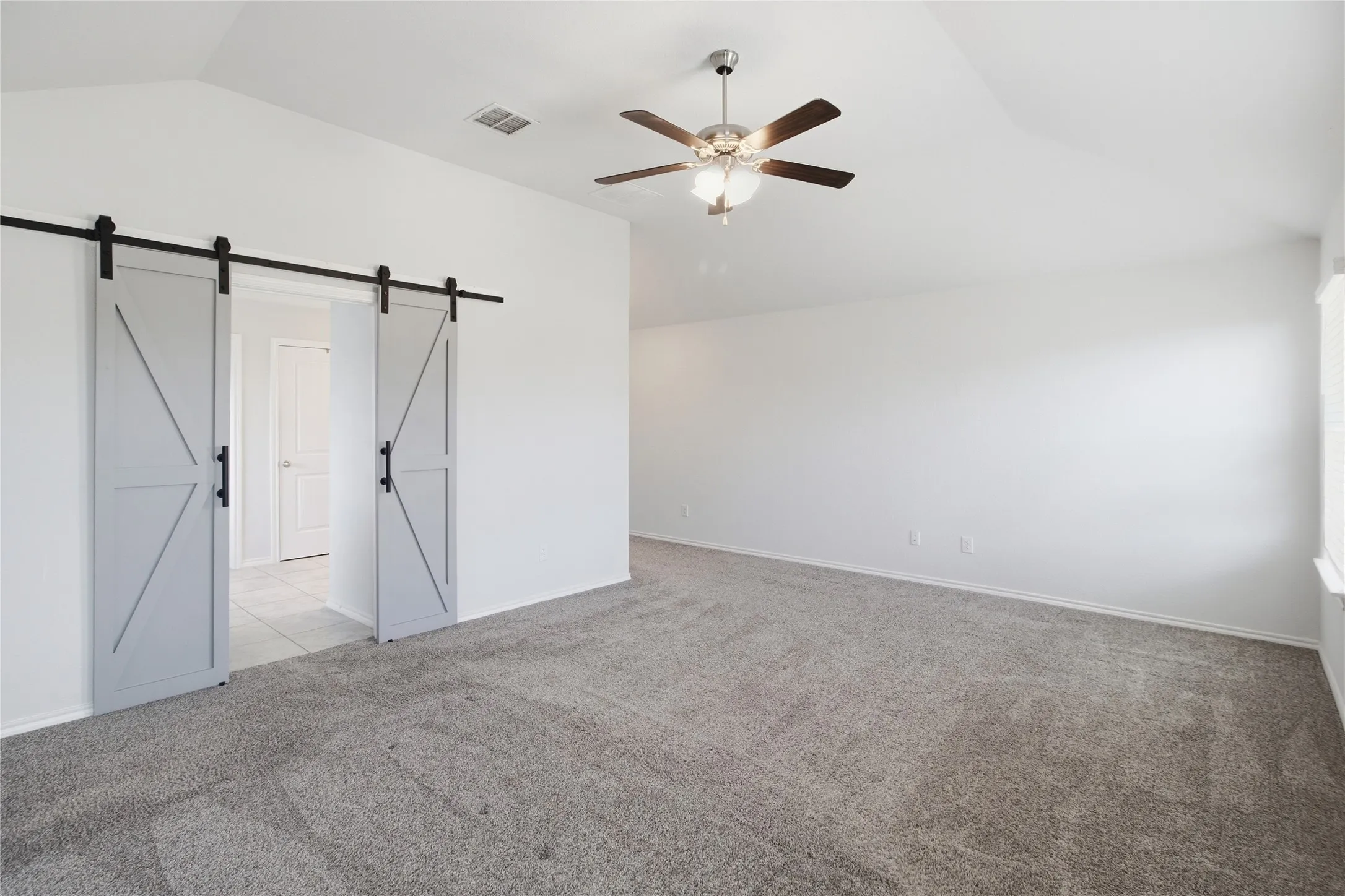 Single Family Residence For Sale in Collin County , 1925 Shiloh Mews, Celina, Texas 75009, 4 Bedroom, 3 Bathroom, 2 Garage spaces, 2,847 Sqft, built in 2020, mls#21391251, Real Estate Agent in Celina, Homes For Sale in Collin county, Homes For Sale in Celina, Realtor in Celina Texas, Real Estate Brokerage Independent Realty Texas, Luminita Cordes Realtor
