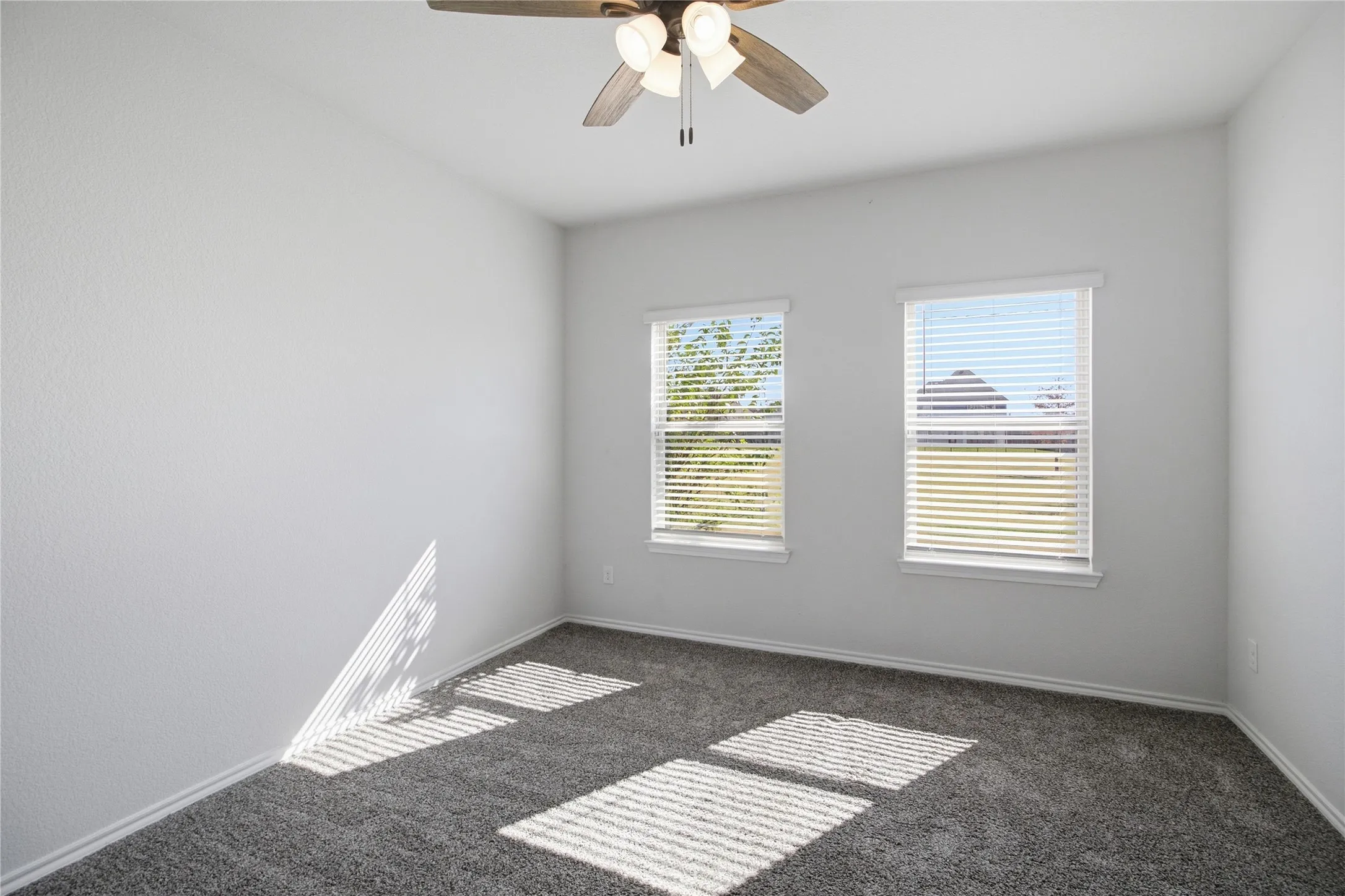 Single Family Residence For Sale in Collin County , 1925 Shiloh Mews, Celina, Texas 75009, 4 Bedroom, 3 Bathroom, 2 Garage spaces, 2,847 Sqft, built in 2020, mls#21391251, Real Estate Agent in Celina, Homes For Sale in Collin county, Homes For Sale in Celina, Realtor in Celina Texas, Real Estate Brokerage Independent Realty Texas, Luminita Cordes Realtor