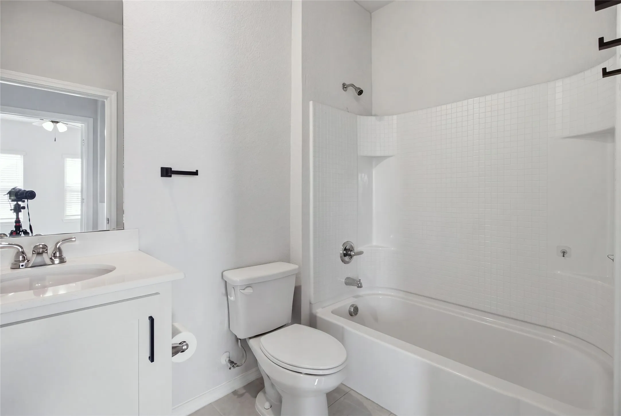 Single Family Residence For Sale in Collin County , 1925 Shiloh Mews, Celina, Texas 75009, 4 Bedroom, 3 Bathroom, 2 Garage spaces, 2,847 Sqft, built in 2020, mls#21391251, Real Estate Agent in Celina, Homes For Sale in Collin county, Homes For Sale in Celina, Realtor in Celina Texas, Real Estate Brokerage Independent Realty Texas, Luminita Cordes Realtor