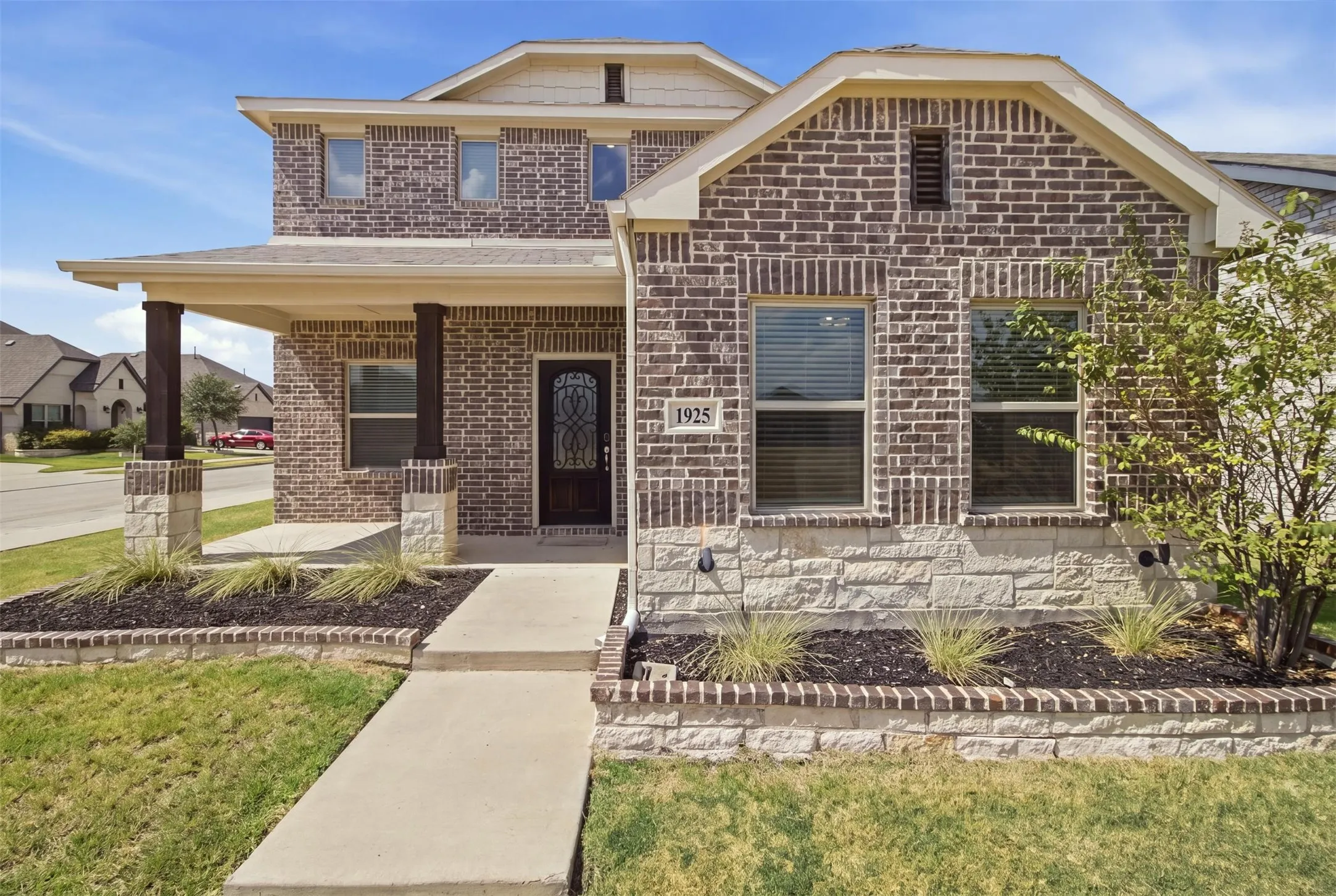 Single Family Residence For Sale