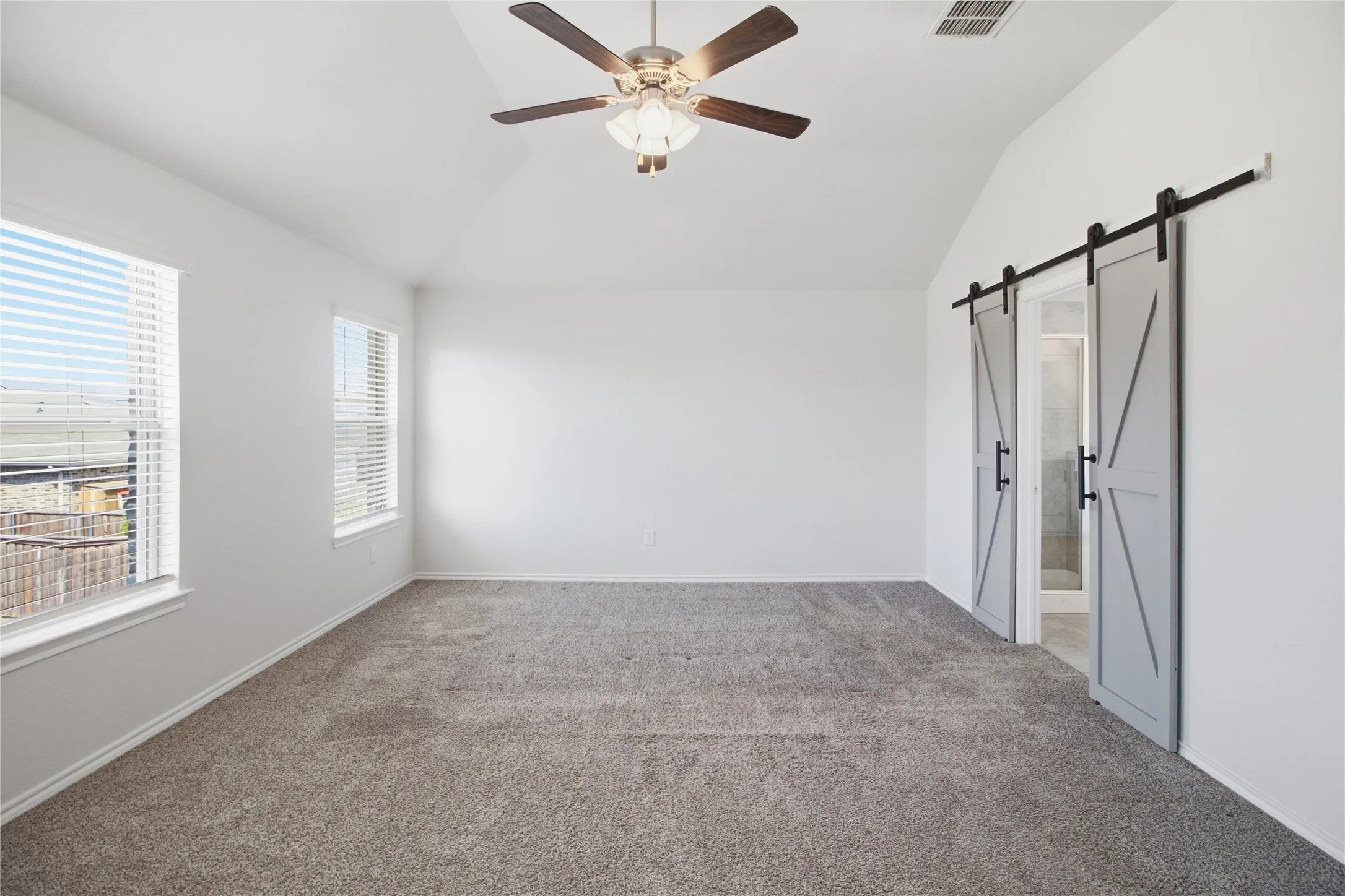 Single Family Residence For Sale in Collin County , 1925 Shiloh Mews, Celina, Texas 75009, 4 Bedroom, 3 Bathroom, 2 Garage spaces, 2,847 Sqft, built in 2020, mls#21391251, Real Estate Agent in Celina, Homes For Sale in Collin county, Homes For Sale in Celina, Realtor in Celina Texas, Real Estate Brokerage Independent Realty Texas, Luminita Cordes Realtor