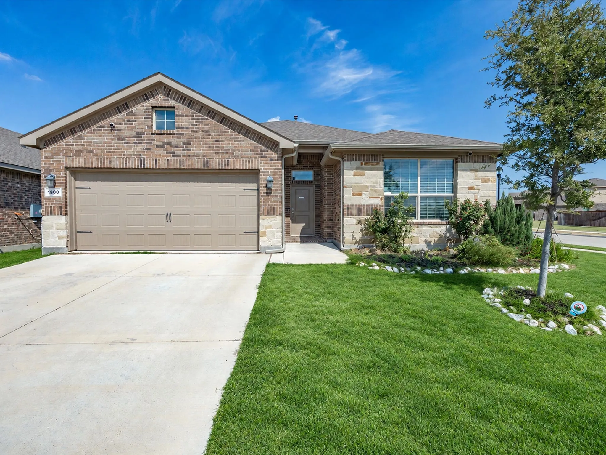 Single Family Residence For Sale in Wise County , 1800 Chamaeleon Drive, Haslet, Texas 76052, 4 Bedroom, 2 Bathroom, 2 Garage spaces, 2,189 Sqft, built in 2022, mls#21389156, Real Estate Agent in Haslet, Homes For Sale in Wise county, Homes For Sale in Haslet, Realtor in Haslet Texas, Real Estate Brokerage Independent Realty Texas, Luminita Cordes Realtor