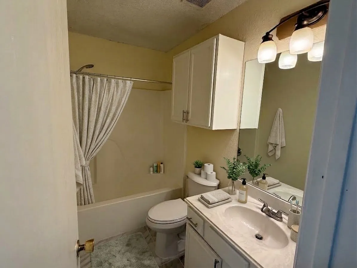 Single Family Residence For Sale in Tarrant County , 8109 E Summer Trail Drive, Fort Worth, Texas 76137, 3 Bedroom, 2 Bathroom, 2 Garage spaces, 1,418 Sqft, built in 1998, mls#21391563, Real Estate Agent in Fort Worth, Homes For Sale in Tarrant county, Homes For Sale in Fort Worth, Realtor in Fort Worth Texas, Real Estate Brokerage Independent Realty Texas, Luminita Cordes Realtor