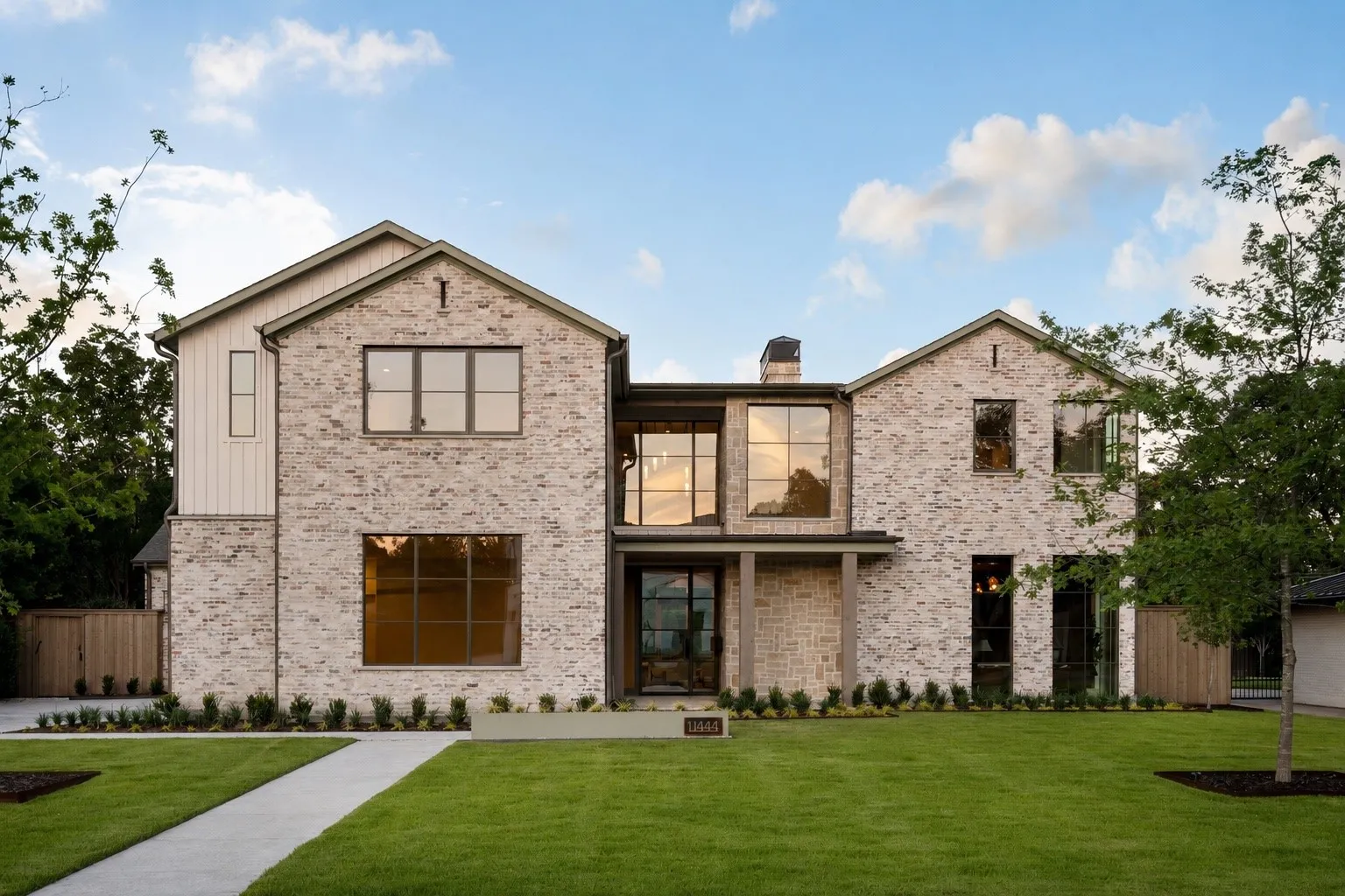 Single Family Residence For Sale in Dallas County , 11444 Parkchester Drive, Dallas, Texas 75230, 5 Bedroom, 7 Bathroom, 3 Garage spaces, 6,729 Sqft, built in 2025, mls#21391655, Real Estate Agent in Dallas, Homes For Sale in Dallas county, Homes For Sale in Dallas, Realtor in Dallas Texas, Real Estate Brokerage Independent Realty Texas, Luminita Cordes Realtor