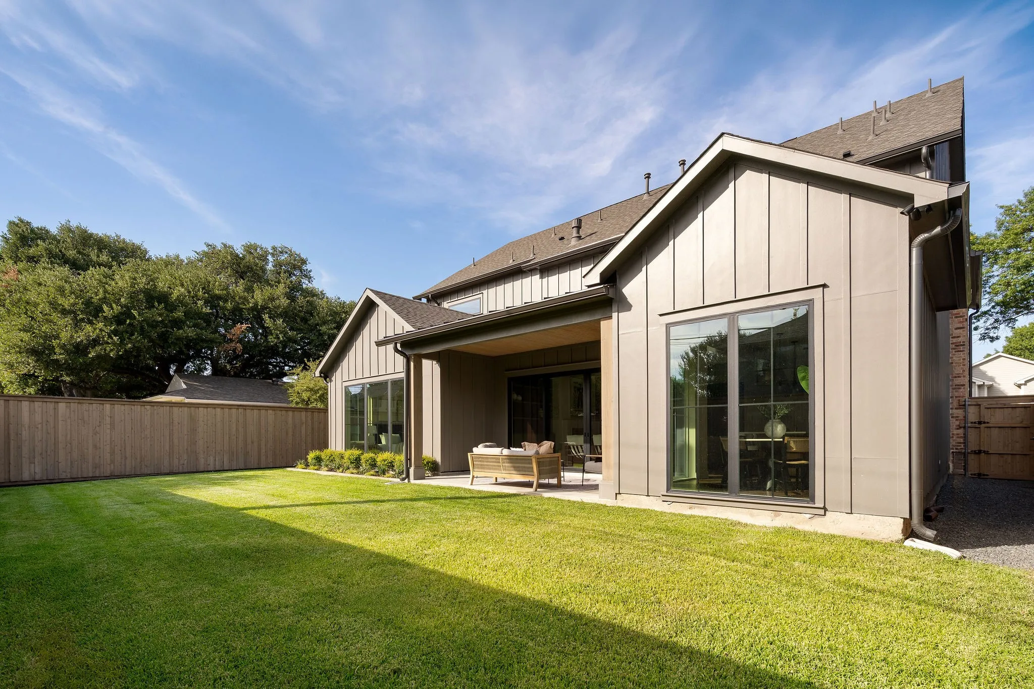 Single Family Residence For Sale in Dallas County , 9217 Livenshire Drive, Dallas, Texas 75238, 5 Bedroom, 7 Bathroom, 2 Garage spaces, 4,690 Sqft, built in 2025, mls#21391657, Real Estate Agent in Dallas, Homes For Sale in Dallas county, Homes For Sale in Dallas, Realtor in Dallas Texas, Real Estate Brokerage Independent Realty Texas, Luminita Cordes Realtor