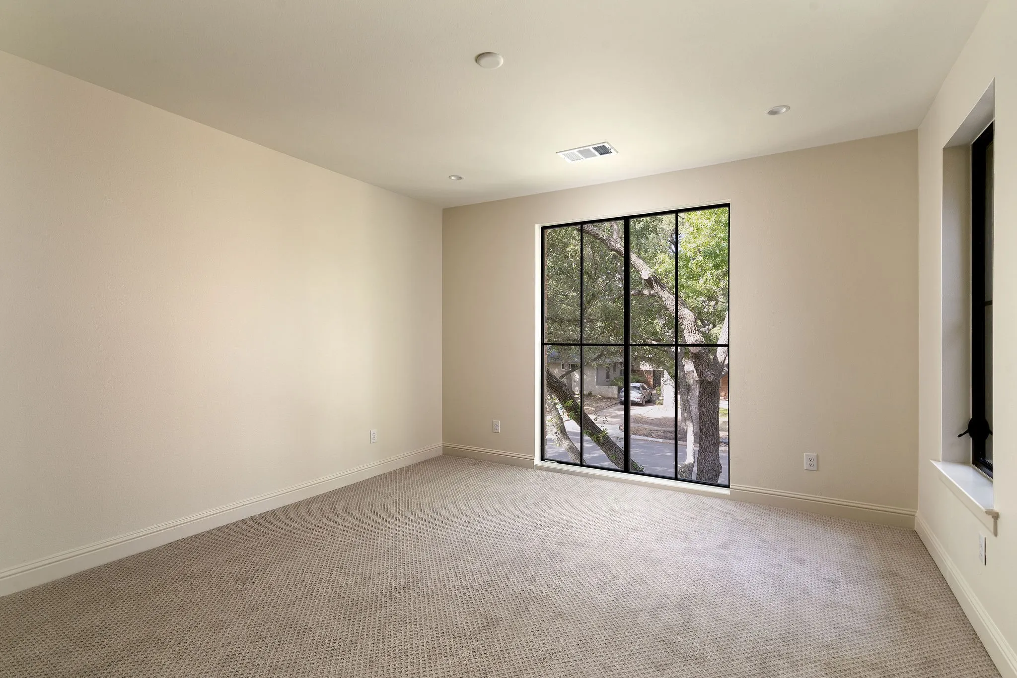 Single Family Residence For Sale in Dallas County , 9217 Livenshire Drive, Dallas, Texas 75238, 5 Bedroom, 7 Bathroom, 2 Garage spaces, 4,690 Sqft, built in 2025, mls#21391657, Real Estate Agent in Dallas, Homes For Sale in Dallas county, Homes For Sale in Dallas, Realtor in Dallas Texas, Real Estate Brokerage Independent Realty Texas, Luminita Cordes Realtor