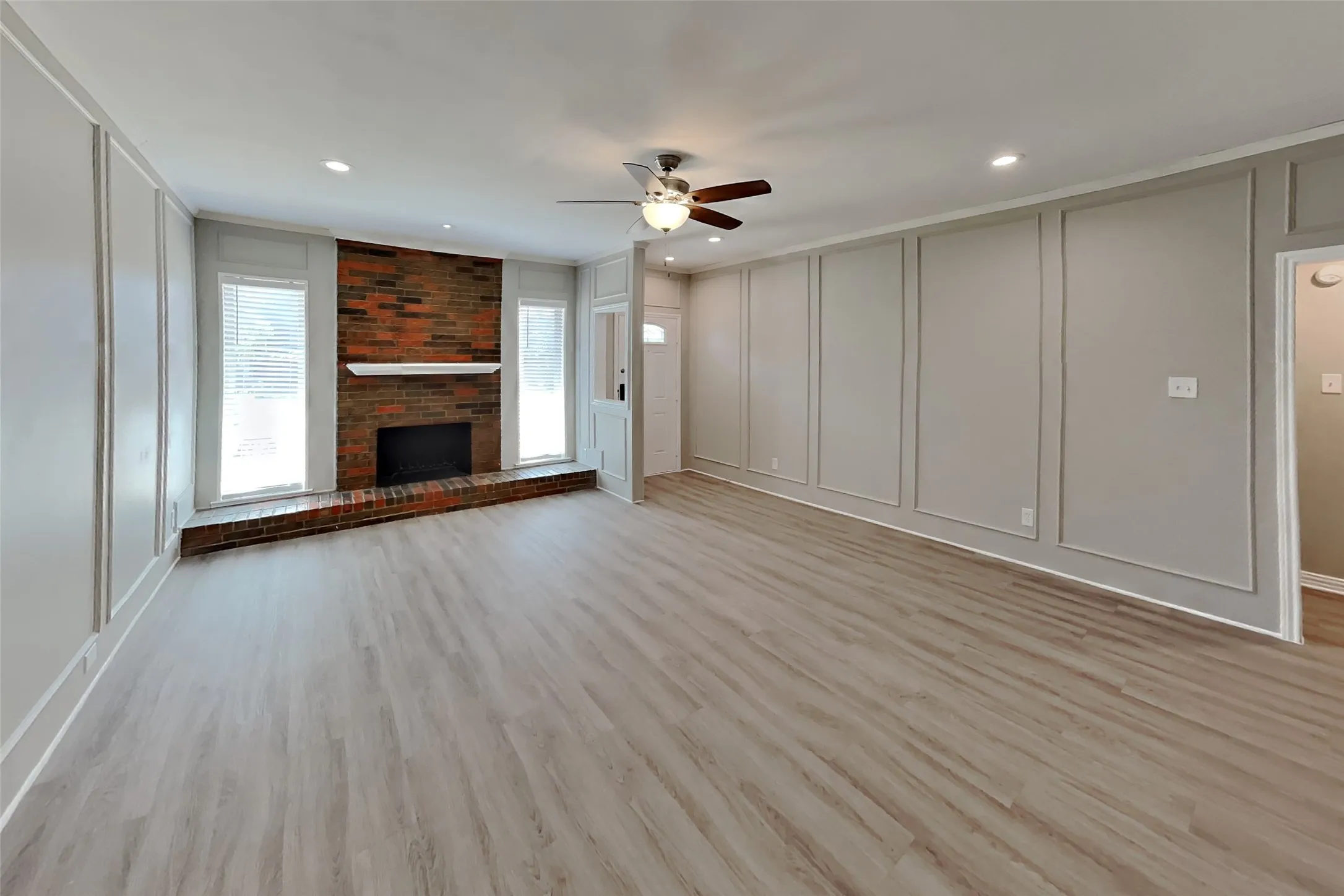 Single Family Residence For Rent in Denton County , 1747 Arledge, Carrollton, Texas 75007, 3 Bedroom, 2 Bathroom, 2 Garage spaces, 1,466 Sqft, built in 1983, mls#21391659, Real Estate Agent in Carrollton, Homes For Rent in Denton county, Homes For Rent in Carrollton, Realtor in Carrollton Texas, Real Estate Brokerage Independent Realty Texas, Luminita Cordes Realtor