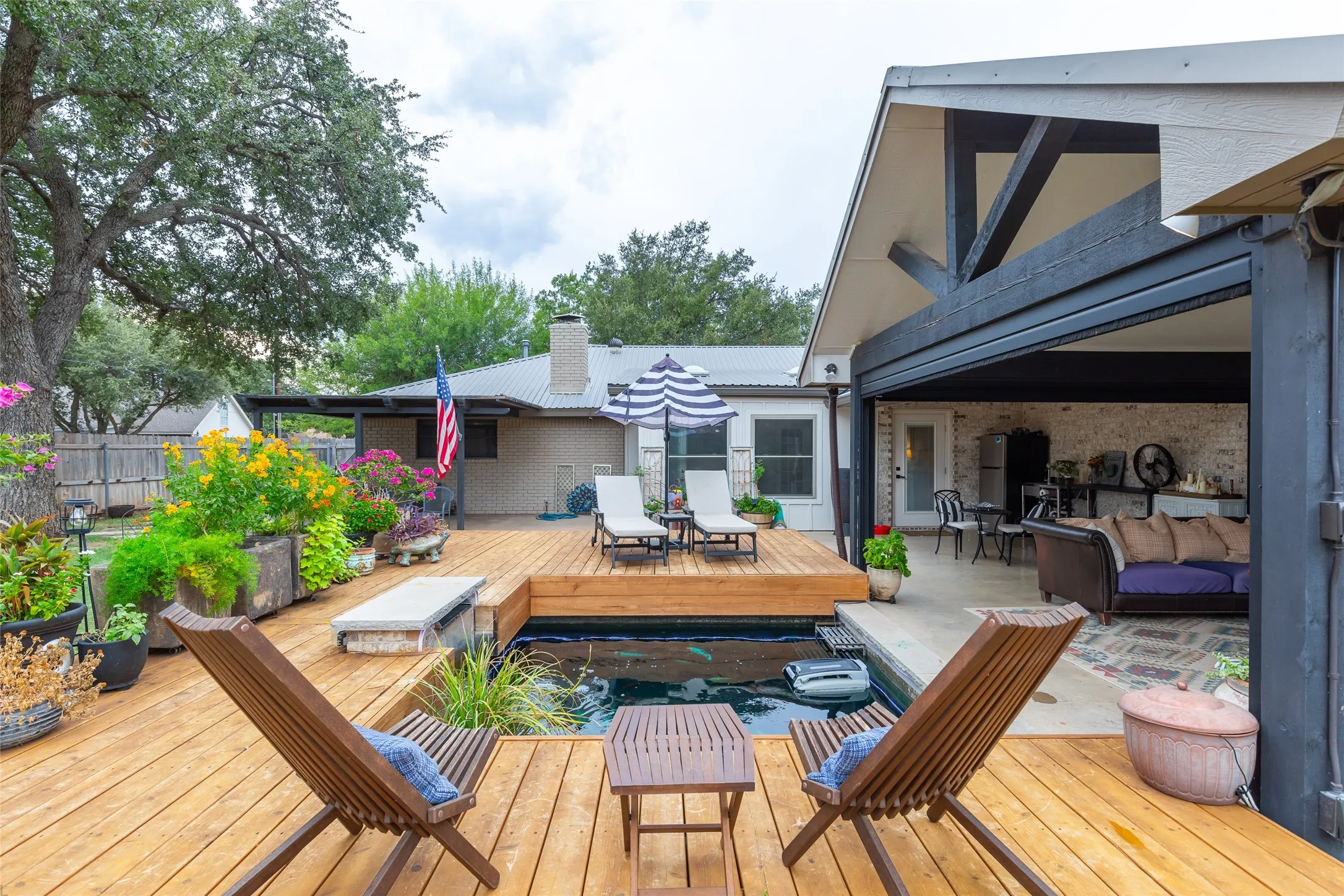 Single Family Residence For Sale in Taylor County , 4865 Annette Lane, Abilene, Texas 79606, 3 Bedroom, 2 Bathroom, 2 Garage spaces, 1,983 Sqft, built in 1983, mls#21391627, Real Estate Agent in Abilene, Homes For Sale in Taylor county, Homes For Sale in Abilene, Realtor in Abilene Texas, Real Estate Brokerage Independent Realty Texas, Luminita Cordes Realtor