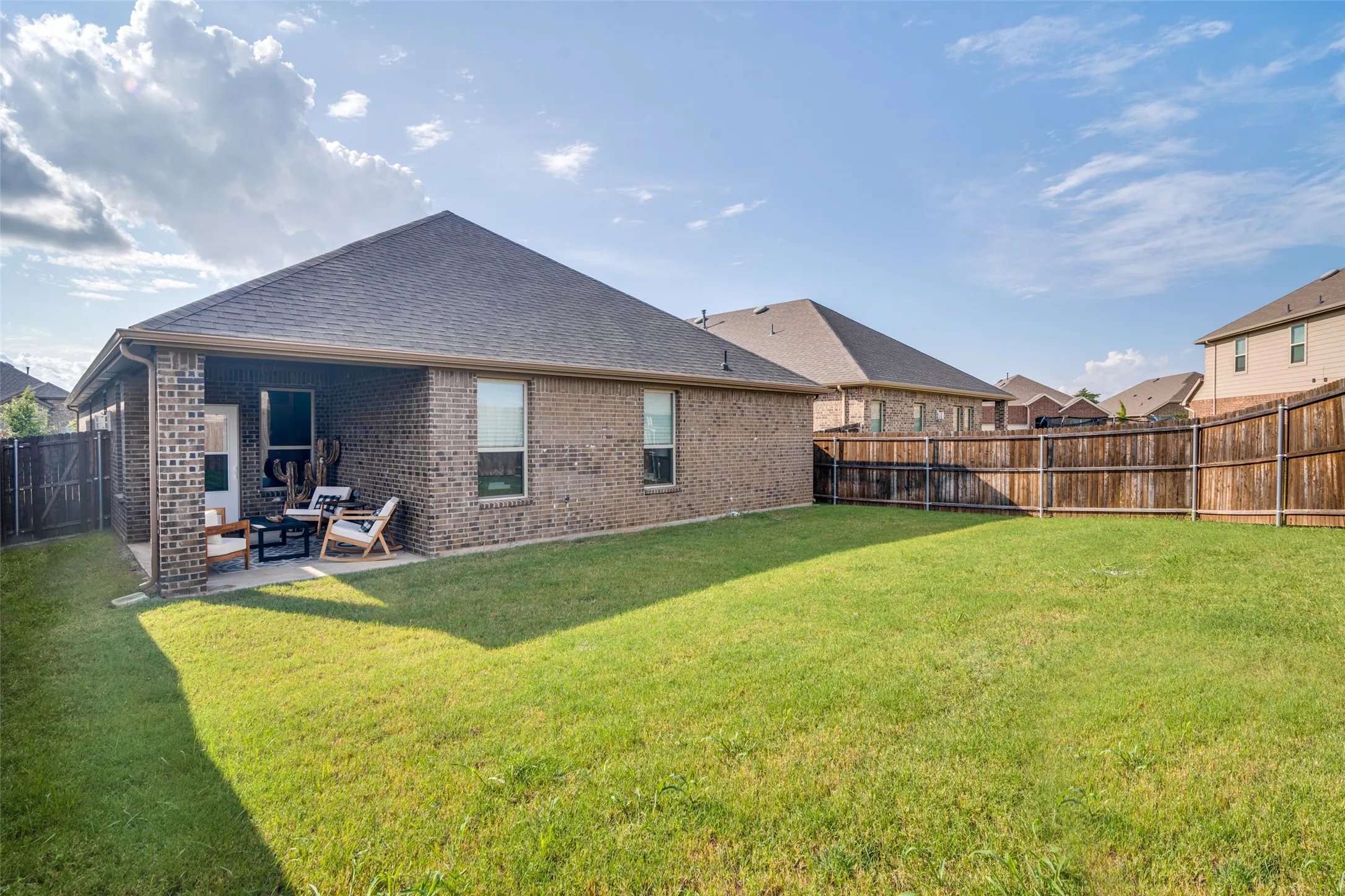 Single Family Residence For Rent in Kaufman County , 1072 Sublime Drive, Heath, Texas 75126, 4 Bedroom, 3 Bathroom, 2 Garage spaces, 2,059 Sqft, built in 2021, mls#21391670, Real Estate Agent in Heath, Homes For Rent in Kaufman county, Homes For Rent in Heath, Realtor in Heath Texas, Real Estate Brokerage Independent Realty Texas, Luminita Cordes Realtor