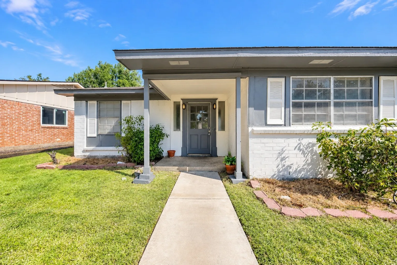 Single Family Residence For Sale in Collin County , 1817 Laurel Lane, Plano, Texas 75074, 5 Bedroom, 2 Bathroom, Garage spaces, 1,539 Sqft, built in 1968, mls#21388619, Real Estate Agent in Plano, Homes For Sale in Collin county, Homes For Sale in Plano, Realtor in Plano Texas, Real Estate Brokerage Independent Realty Texas, Luminita Cordes Realtor