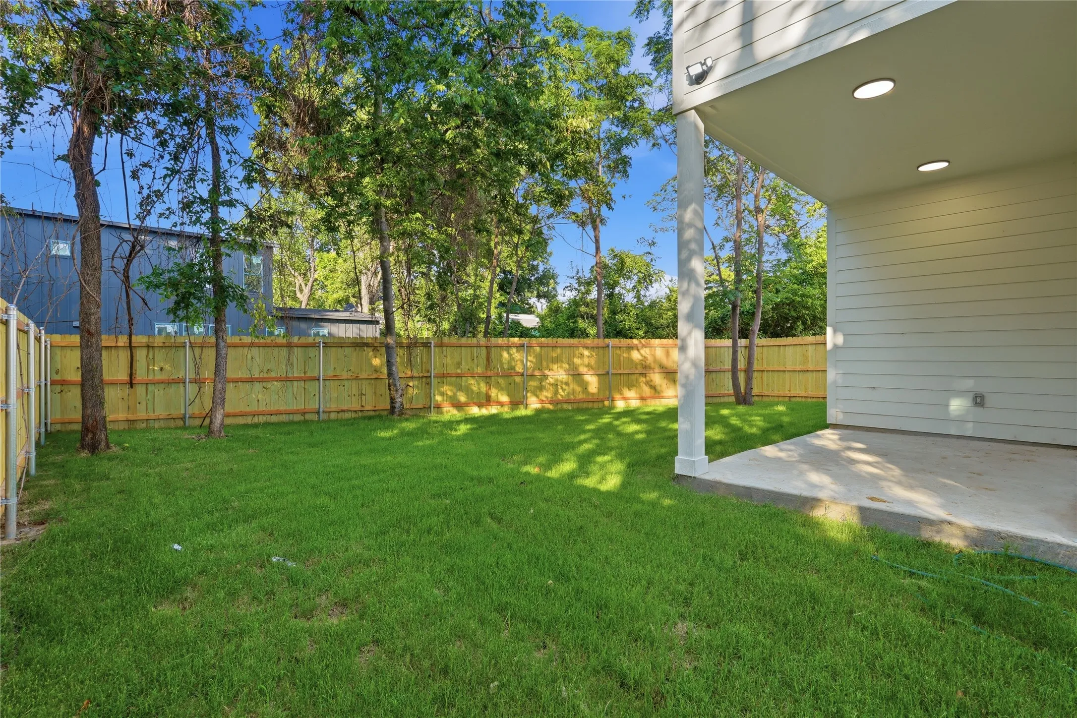Single Family Residence For Sale in Dallas County , 5806 Carlton Garrett Street, Dallas, Texas 75215, 4 Bedroom, 3 Bathroom, 2 Garage spaces, 2,100 Sqft, built in 2026, mls#21386762, Real Estate Agent in Dallas, Homes For Sale in Dallas county, Homes For Sale in Dallas, Realtor in Dallas Texas, Real Estate Brokerage Independent Realty Texas, Luminita Cordes Realtor