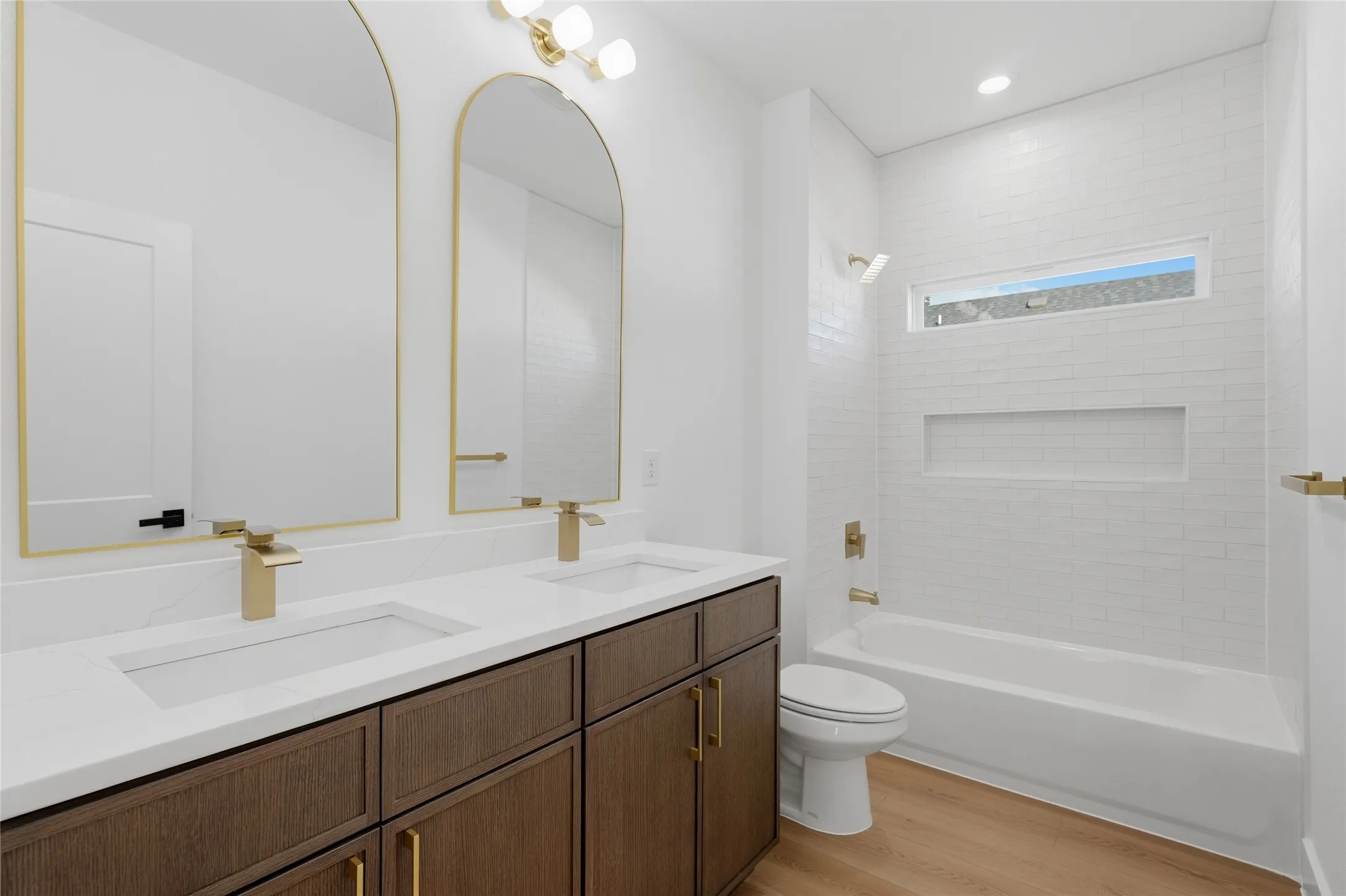 Single Family Residence For Sale in Dallas County , 5806 Carlton Garrett Street, Dallas, Texas 75215, 4 Bedroom, 3 Bathroom, 2 Garage spaces, 2,100 Sqft, built in 2026, mls#21386762, Real Estate Agent in Dallas, Homes For Sale in Dallas county, Homes For Sale in Dallas, Realtor in Dallas Texas, Real Estate Brokerage Independent Realty Texas, Luminita Cordes Realtor