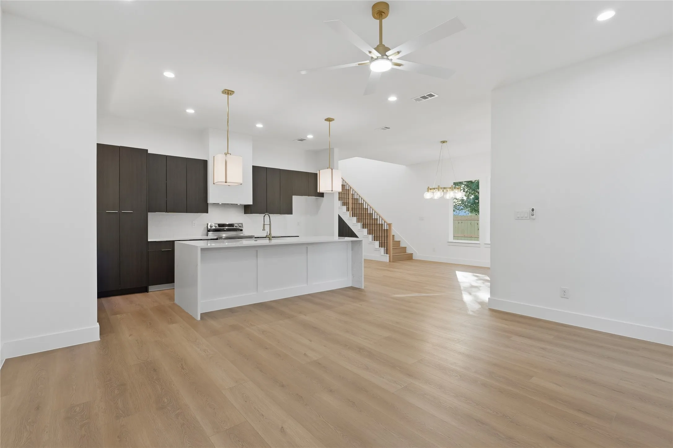 Single Family Residence For Sale in Dallas County , 5806 Carlton Garrett Street, Dallas, Texas 75215, 4 Bedroom, 3 Bathroom, 2 Garage spaces, 2,100 Sqft, built in 2026, mls#21386762, Real Estate Agent in Dallas, Homes For Sale in Dallas county, Homes For Sale in Dallas, Realtor in Dallas Texas, Real Estate Brokerage Independent Realty Texas, Luminita Cordes Realtor