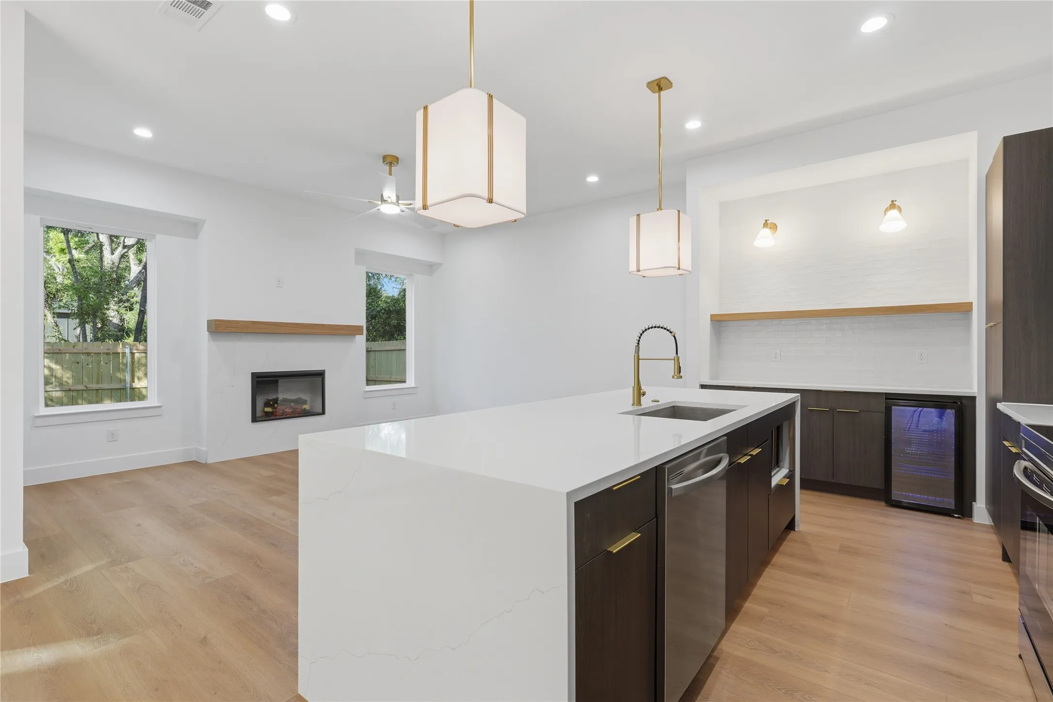 Single Family Residence For Sale in Dallas County , 5806 Carlton Garrett Street, Dallas, Texas 75215, 4 Bedroom, 3 Bathroom, 2 Garage spaces, 2,100 Sqft, built in 2026, mls#21386762, Real Estate Agent in Dallas, Homes For Sale in Dallas county, Homes For Sale in Dallas, Realtor in Dallas Texas, Real Estate Brokerage Independent Realty Texas, Luminita Cordes Realtor