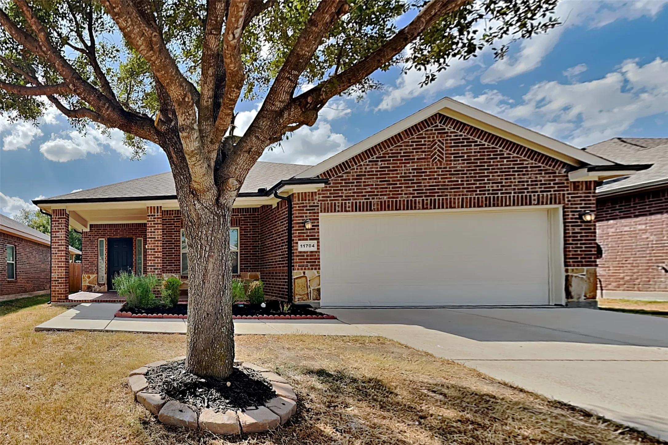 Single Family Residence For Rent