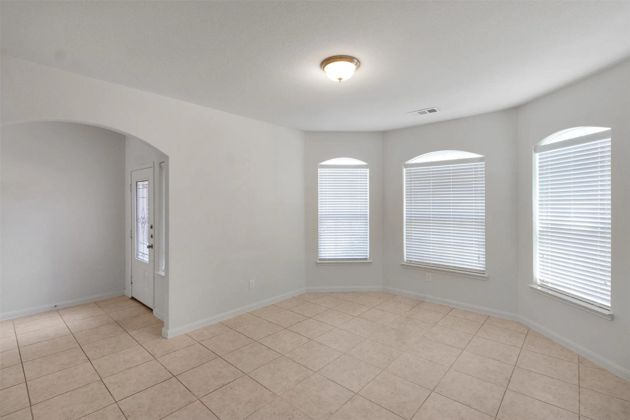 Single Family Residence For Rent in Collin County , 2309 Sephora, Anna, Texas 75409, 3 Bedroom, 2 Bathroom, 2 Garage spaces, 1,928 Sqft, built in 2016, mls#21388875, Real Estate Agent in Anna, Homes For Rent in Collin county, Homes For Rent in Anna, Realtor in Anna Texas, Real Estate Brokerage Independent Realty Texas, Luminita Cordes Realtor