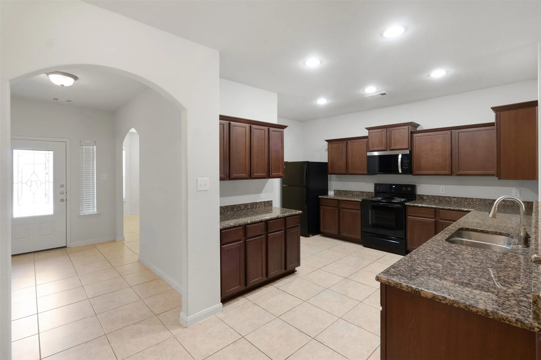 Single Family Residence For Rent in Collin County , 2309 Sephora, Anna, Texas 75409, 3 Bedroom, 2 Bathroom, 2 Garage spaces, 1,928 Sqft, built in 2016, mls#21388875, Real Estate Agent in Anna, Homes For Rent in Collin county, Homes For Rent in Anna, Realtor in Anna Texas, Real Estate Brokerage Independent Realty Texas, Luminita Cordes Realtor
