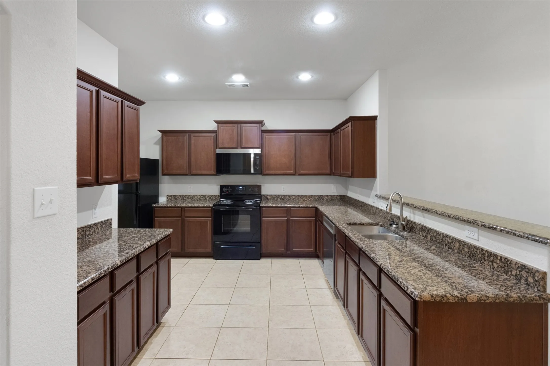 Single Family Residence For Rent in Collin County , 2309 Sephora, Anna, Texas 75409, 3 Bedroom, 2 Bathroom, 2 Garage spaces, 1,928 Sqft, built in 2016, mls#21388875, Real Estate Agent in Anna, Homes For Rent in Collin county, Homes For Rent in Anna, Realtor in Anna Texas, Real Estate Brokerage Independent Realty Texas, Luminita Cordes Realtor