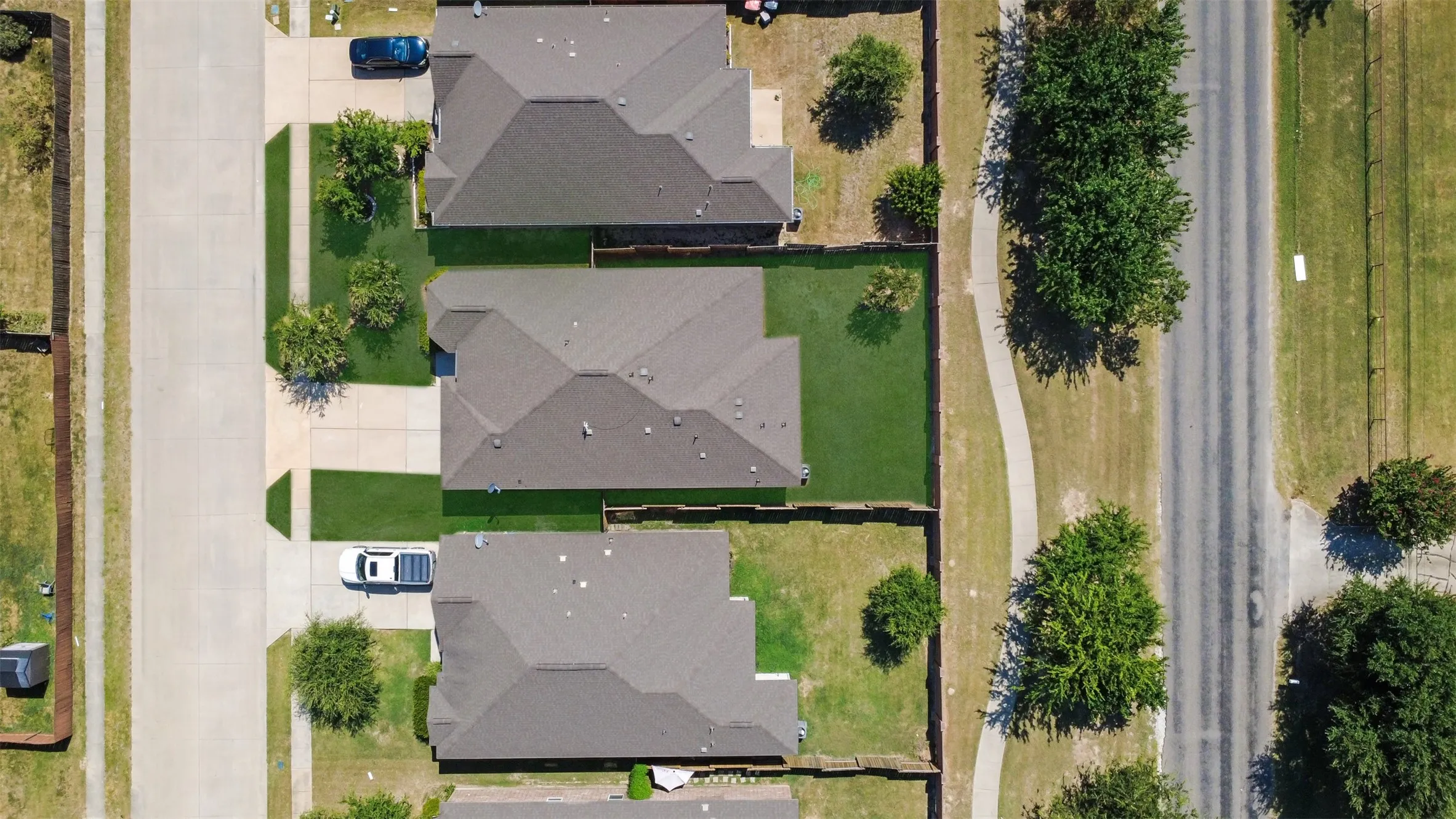 Single Family Residence For Rent in Collin County , 2309 Sephora, Anna, Texas 75409, 3 Bedroom, 2 Bathroom, 2 Garage spaces, 1,928 Sqft, built in 2016, mls#21388875, Real Estate Agent in Anna, Homes For Rent in Collin county, Homes For Rent in Anna, Realtor in Anna Texas, Real Estate Brokerage Independent Realty Texas, Luminita Cordes Realtor