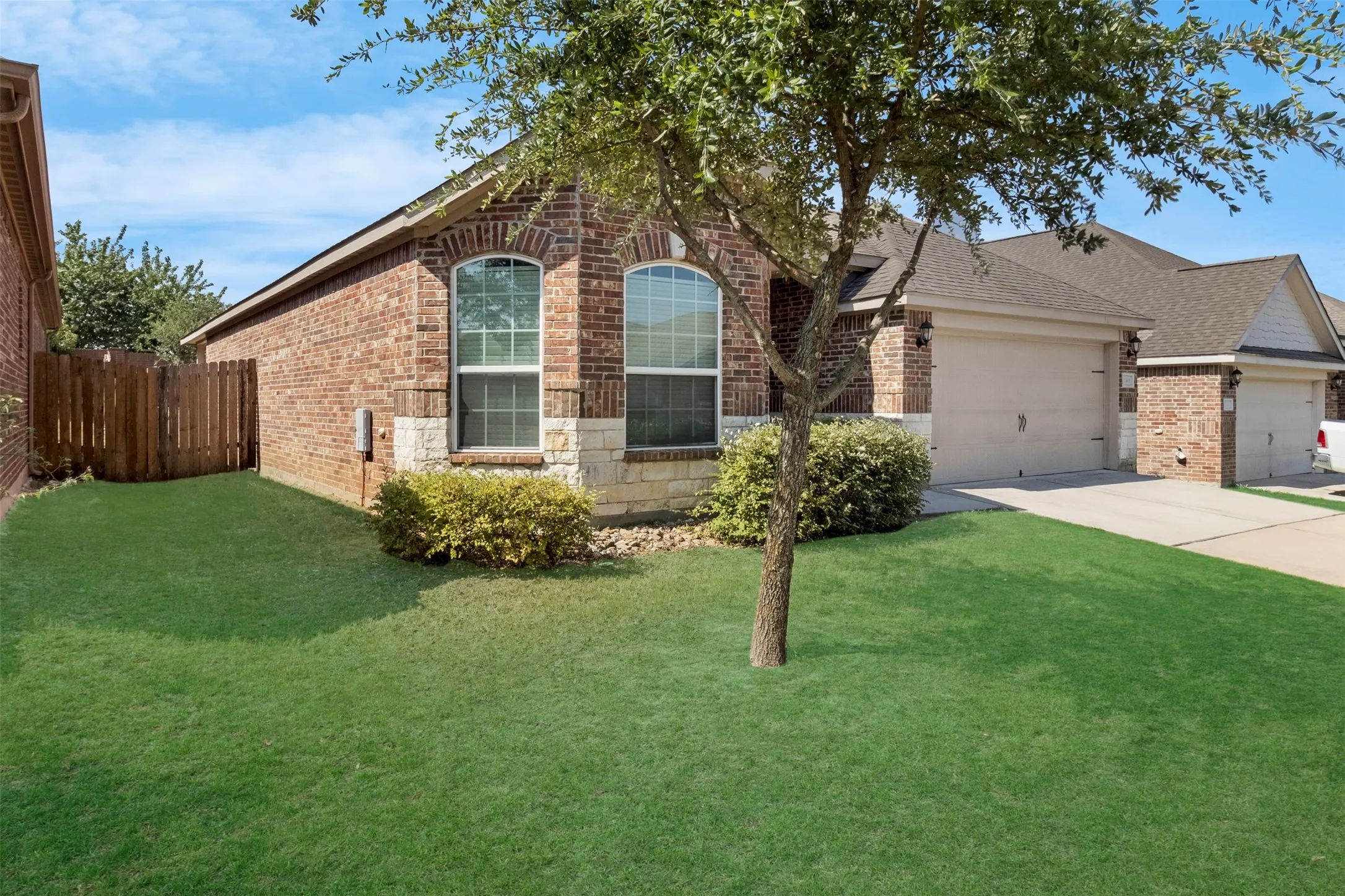 Single Family Residence For Rent