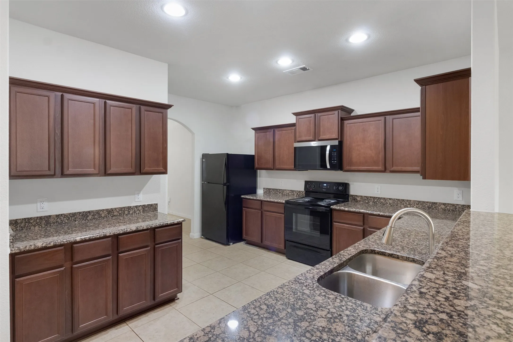 Single Family Residence For Rent in Collin County , 2309 Sephora, Anna, Texas 75409, 3 Bedroom, 2 Bathroom, 2 Garage spaces, 1,928 Sqft, built in 2016, mls#21388875, Real Estate Agent in Anna, Homes For Rent in Collin county, Homes For Rent in Anna, Realtor in Anna Texas, Real Estate Brokerage Independent Realty Texas, Luminita Cordes Realtor