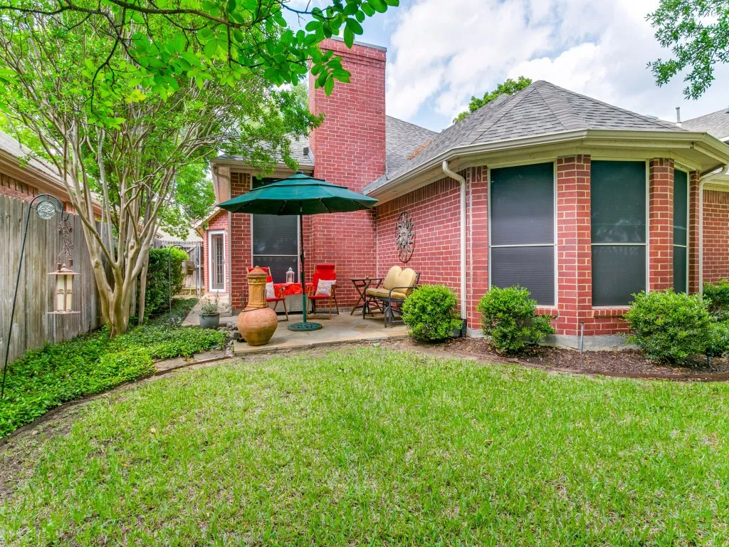 Single Family Residence For Sale in Denton County , 3605 Kales Lane, Flower Mound, Texas 75022, 3 Bedroom, 2 Bathroom, 2 Garage spaces, 1,887 Sqft, built in 1997, mls#21391686, Real Estate Agent in Flower Mound, Homes For Sale in Denton county, Homes For Sale in Flower Mound, Realtor in Flower Mound Texas, Real Estate Brokerage Independent Realty Texas, Luminita Cordes Realtor