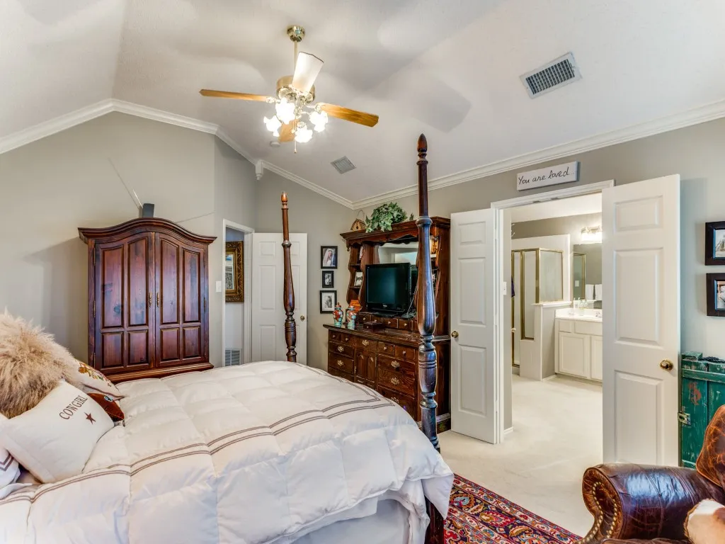 Single Family Residence For Sale in Denton County , 3605 Kales Lane, Flower Mound, Texas 75022, 3 Bedroom, 2 Bathroom, 2 Garage spaces, 1,887 Sqft, built in 1997, mls#21391686, Real Estate Agent in Flower Mound, Homes For Sale in Denton county, Homes For Sale in Flower Mound, Realtor in Flower Mound Texas, Real Estate Brokerage Independent Realty Texas, Luminita Cordes Realtor
