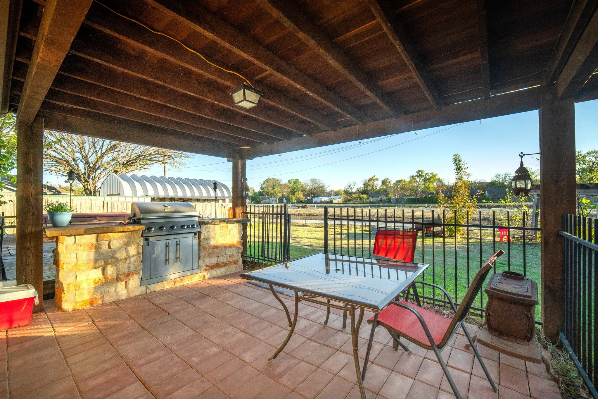 Single Family Residence For Sale in Dallas County , 2612 Herring Circle, Sachse, Texas 75048, 3 Bedroom, 2 Bathroom, 2 Garage spaces, 1,440 Sqft, built in 1984, mls#21391687, Real Estate Agent in Sachse, Homes For Sale in Dallas county, Homes For Sale in Sachse, Realtor in Sachse Texas, Real Estate Brokerage Independent Realty Texas, Luminita Cordes Realtor
