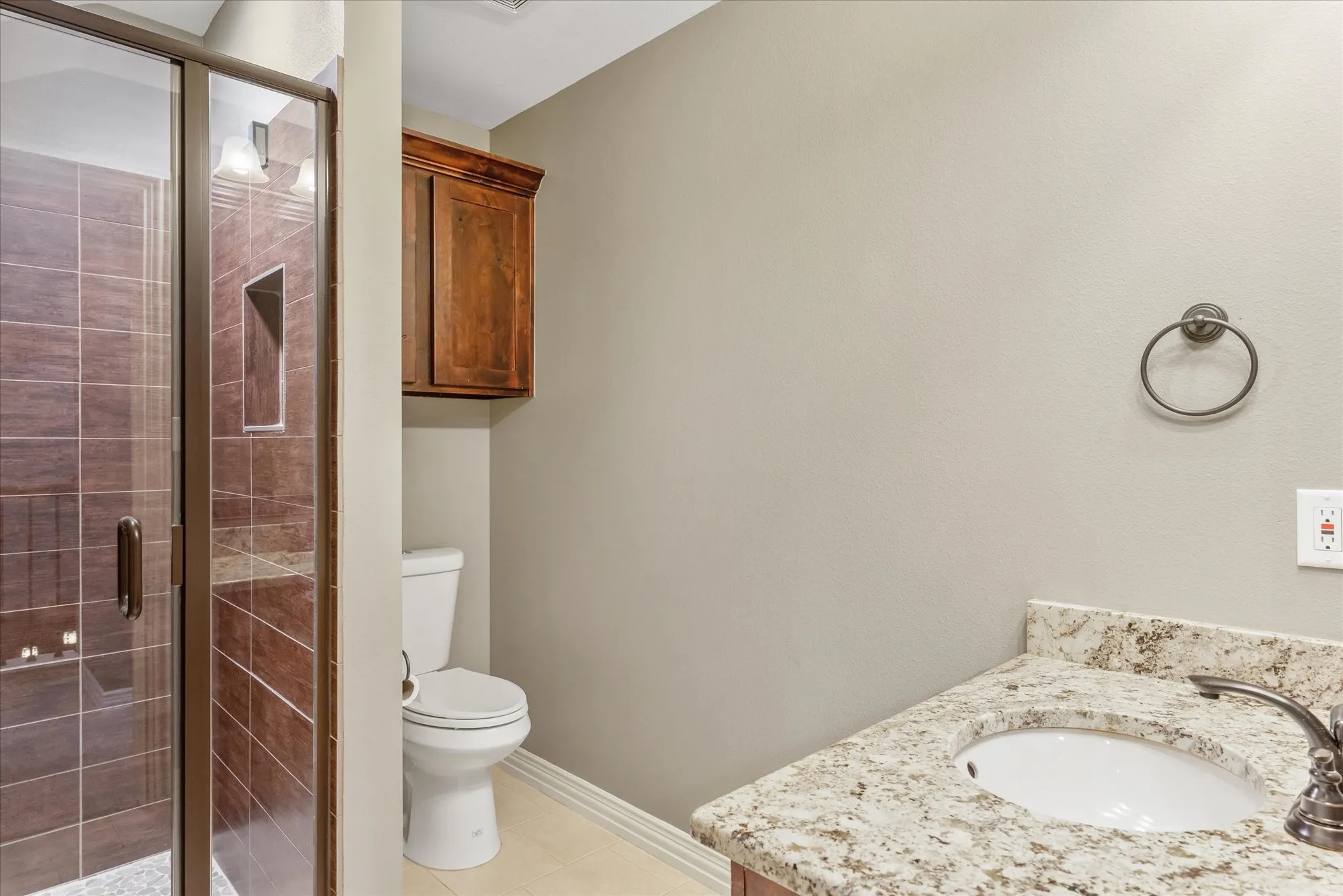 Upstairs full bathroom with shower
