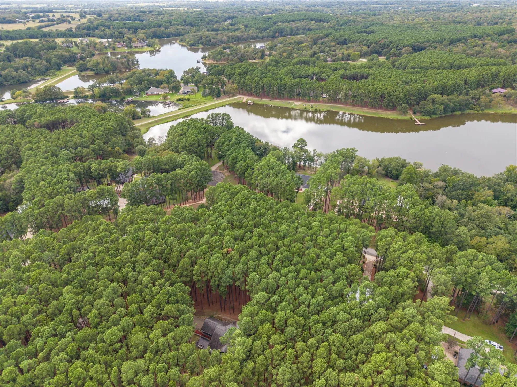 Stones throw to fishing, kayaking, or walking trails.
