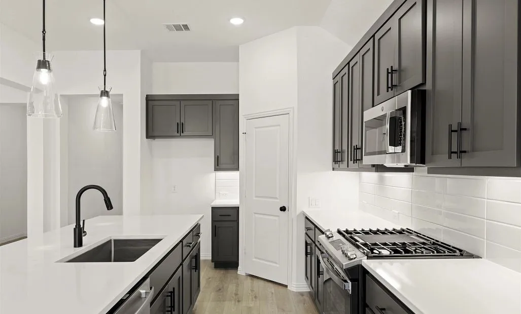 Kitchen Representative Photo