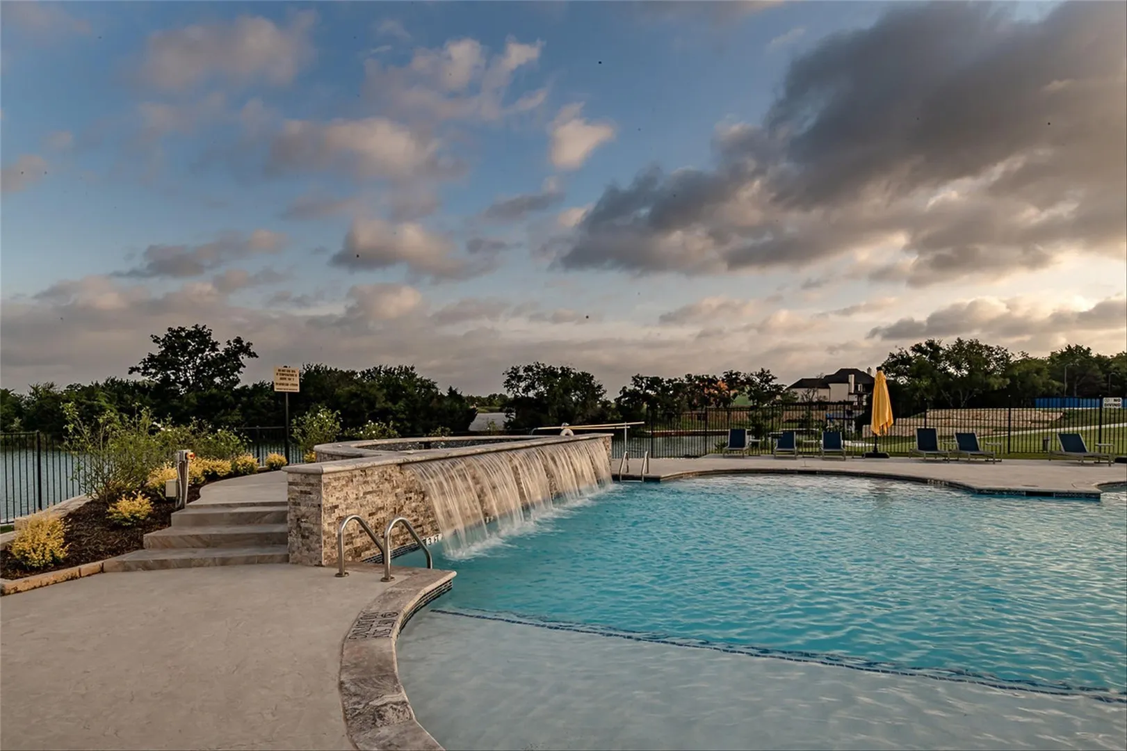 Pool.Jpeg