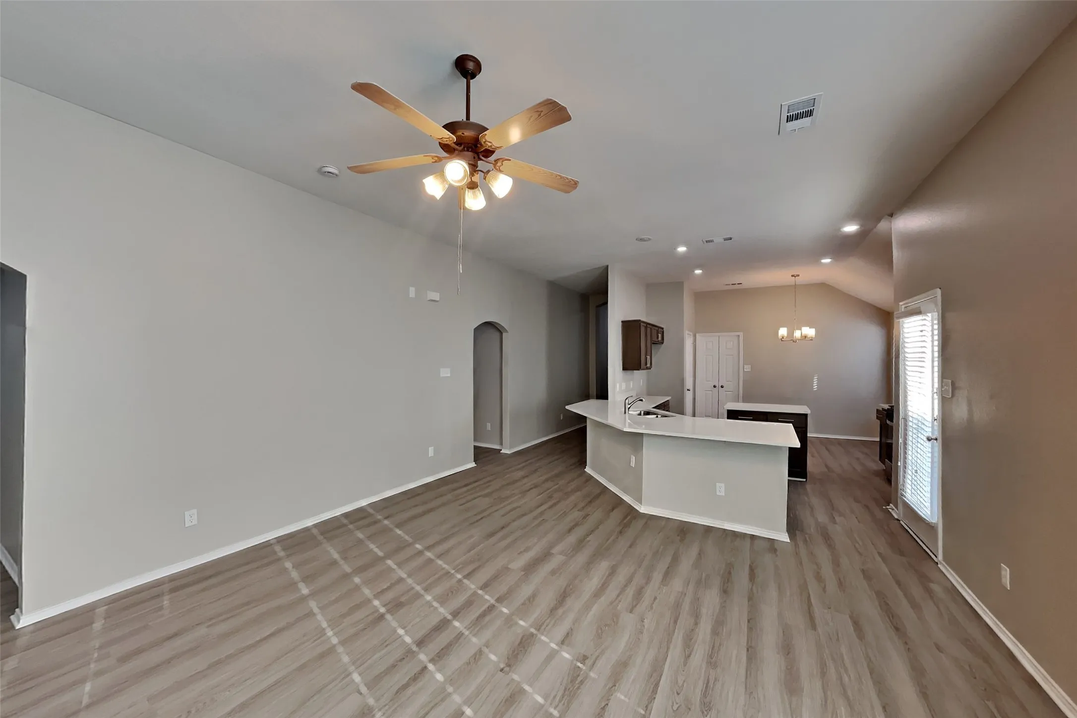 Single Family Residence For Rent in Denton County , 3116 Fox Hollow Drive, Little Elm, Texas 75068, 3 Bedroom, 2 Bathroom, 2 Garage spaces, 1,808 Sqft, built in 2002, mls#21391694, Real Estate Agent in Little Elm, Homes For Rent in Denton county, Homes For Rent in Little Elm, Realtor in Little Elm Texas, Real Estate Brokerage Independent Realty Texas, Luminita Cordes Realtor
