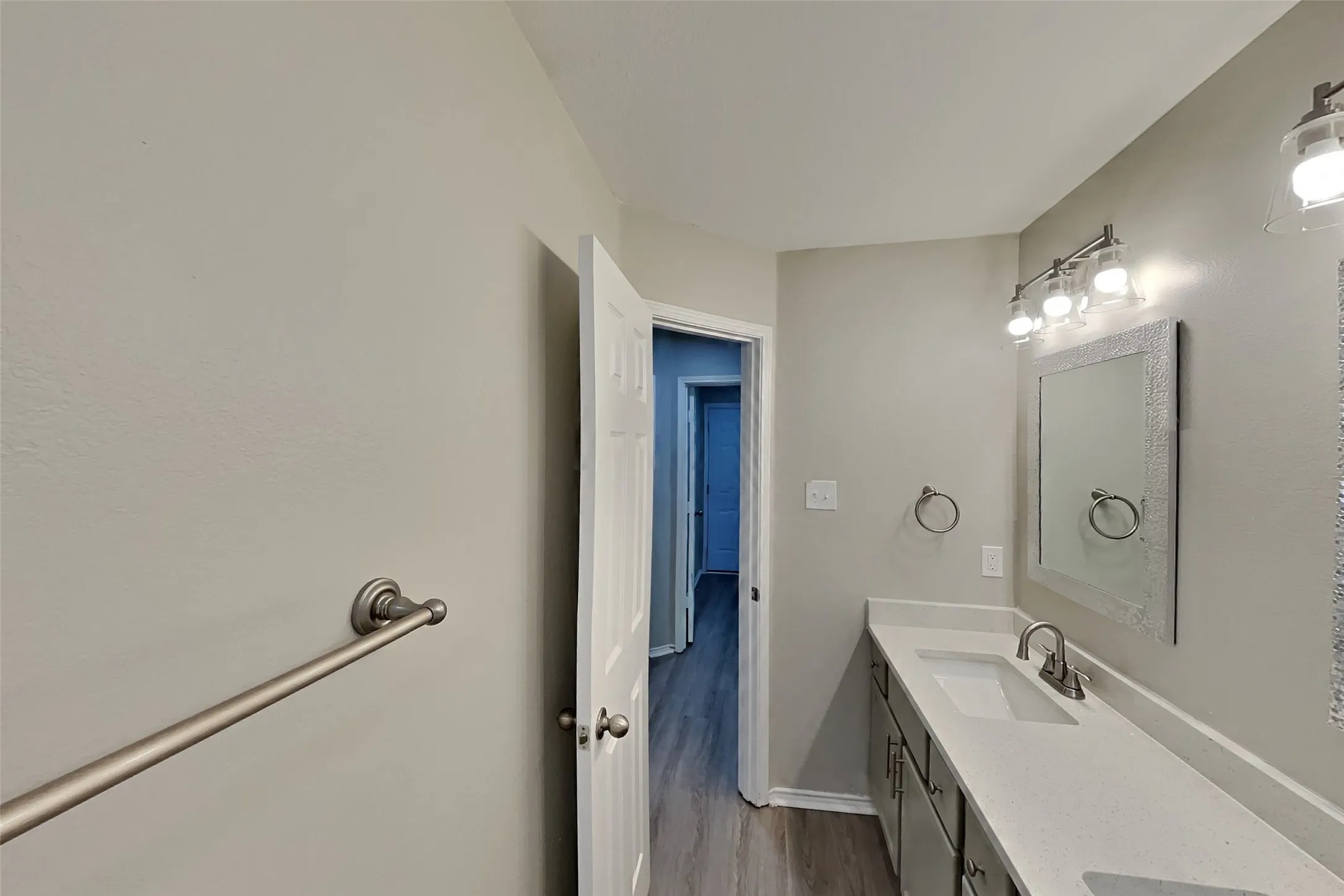 Single Family Residence For Rent in Denton County , 3116 Fox Hollow Drive, Little Elm, Texas 75068, 3 Bedroom, 2 Bathroom, 2 Garage spaces, 1,808 Sqft, built in 2002, mls#21391694, Real Estate Agent in Little Elm, Homes For Rent in Denton county, Homes For Rent in Little Elm, Realtor in Little Elm Texas, Real Estate Brokerage Independent Realty Texas, Luminita Cordes Realtor