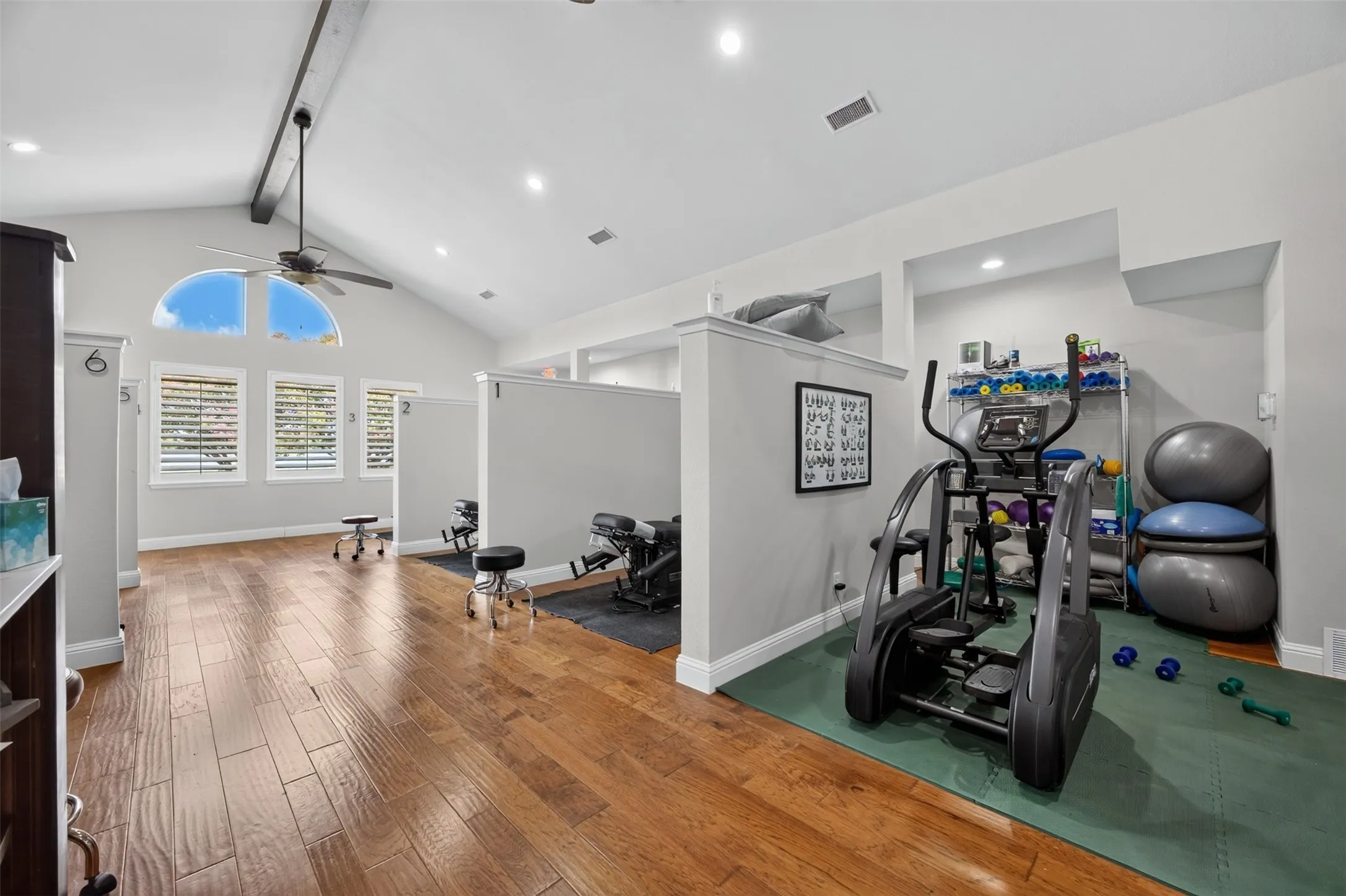 Office For Sale in Ellis County , 102 Ymca Drive, Waxahachie, Texas 75165, 0, 0, Garage spaces, 4,472 Sqft, built in 1986, mls#21391275, Real Estate Agent in Waxahachie, Homes For Sale in Ellis county, Homes For Sale in Waxahachie, Realtor in Waxahachie Texas, Real Estate Brokerage Independent Realty Texas, Luminita Cordes Realtor