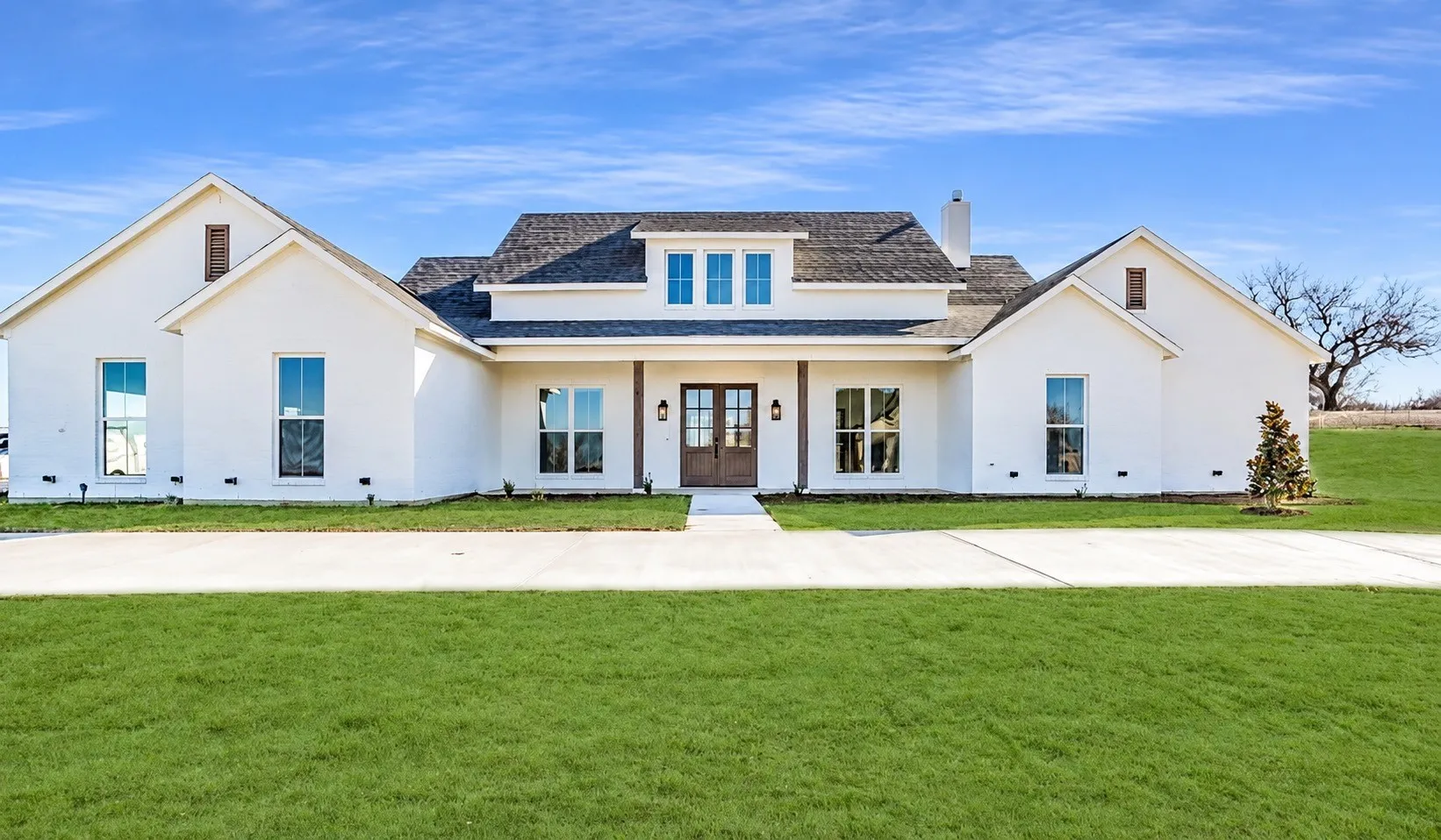 Single Family Residence For Sale