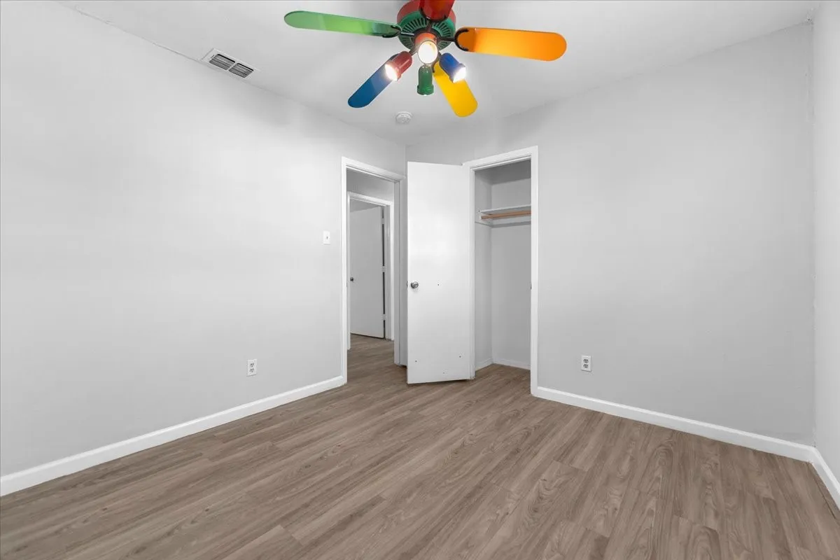 Single Family Residence For Rent in Collin County , 901 Wandering Way Drive, Allen, Texas 75002, 3 Bedroom, 2 Bathroom, Garage spaces, 1,128 Sqft, built in 1971, mls#21391469, Real Estate Agent in Allen, Homes For Rent in Collin county, Homes For Rent in Allen, Realtor in Allen Texas, Real Estate Brokerage Independent Realty Texas, Luminita Cordes Realtor