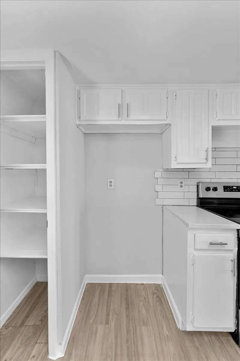 Single Family Residence For Rent in Collin County , 901 Wandering Way Drive, Allen, Texas 75002, 3 Bedroom, 2 Bathroom, Garage spaces, 1,128 Sqft, built in 1971, mls#21391469, Real Estate Agent in Allen, Homes For Rent in Collin county, Homes For Rent in Allen, Realtor in Allen Texas, Real Estate Brokerage Independent Realty Texas, Luminita Cordes Realtor