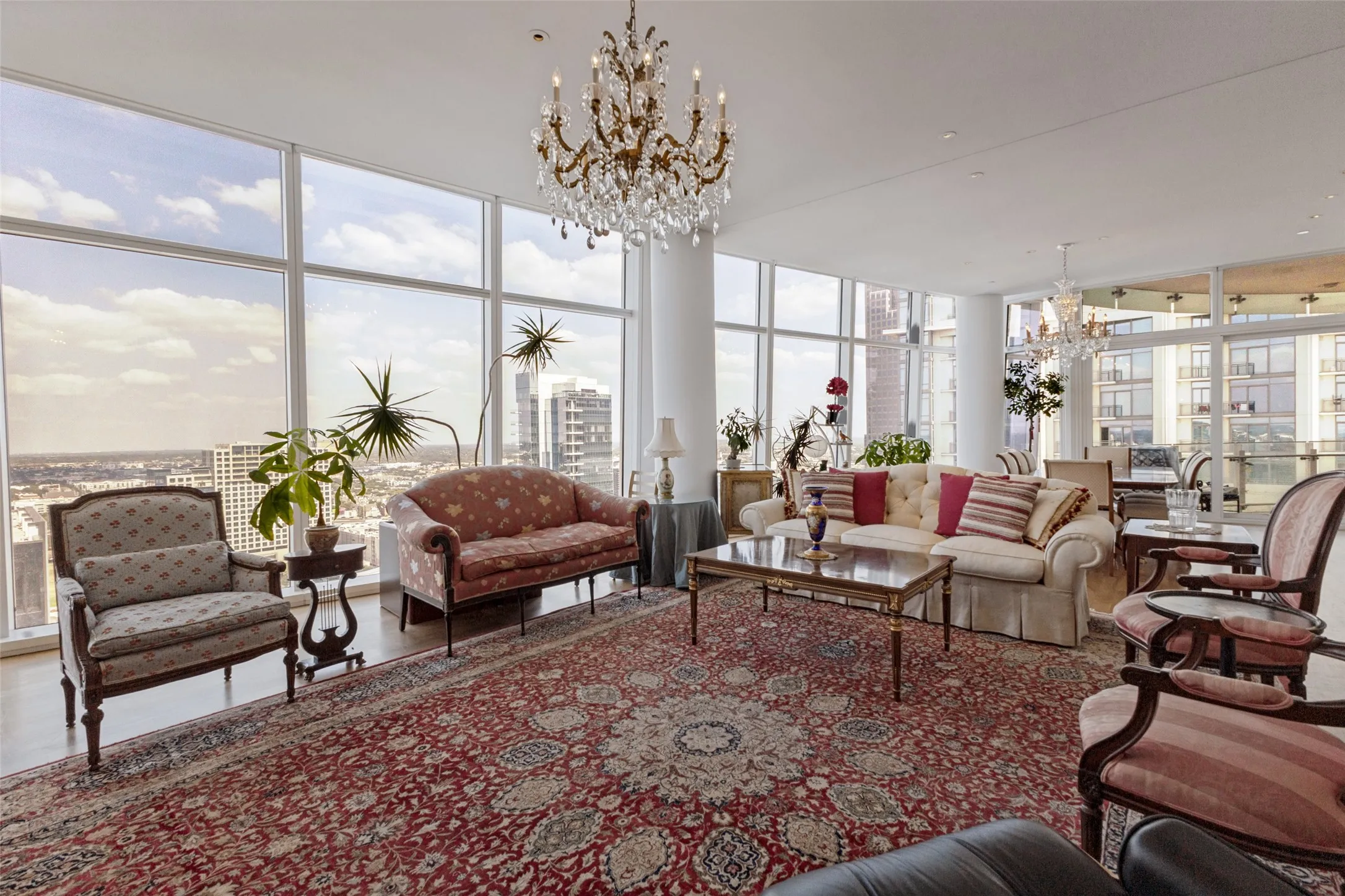 Condominium For Sale in Dallas County , 1918 Olive Street 2802, Dallas, Texas 75201, 3 Bedroom, 3 Bathroom, 2 Garage spaces, 3,013 Sqft, built in 2013, mls#21391714, Real Estate Agent in Dallas, Homes For Sale in Dallas county, Homes For Sale in Dallas, Realtor in Dallas Texas, Real Estate Brokerage Independent Realty Texas, Luminita Cordes Realtor