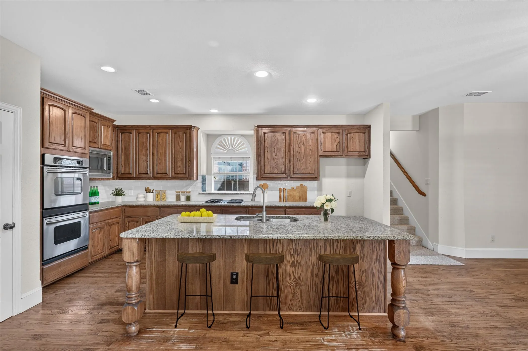 Single Family Residence For Sale in Collin County , 14899 Daneway Drive, Frisco, Texas 75035, 5 Bedroom, 5 Bathroom, 3 Garage spaces, 4,080 Sqft, built in 2005, mls#21391442, Real Estate Agent in Frisco, Homes For Sale in Collin county, Homes For Sale in Frisco, Realtor in Frisco Texas, Real Estate Brokerage Independent Realty Texas, Luminita Cordes Realtor