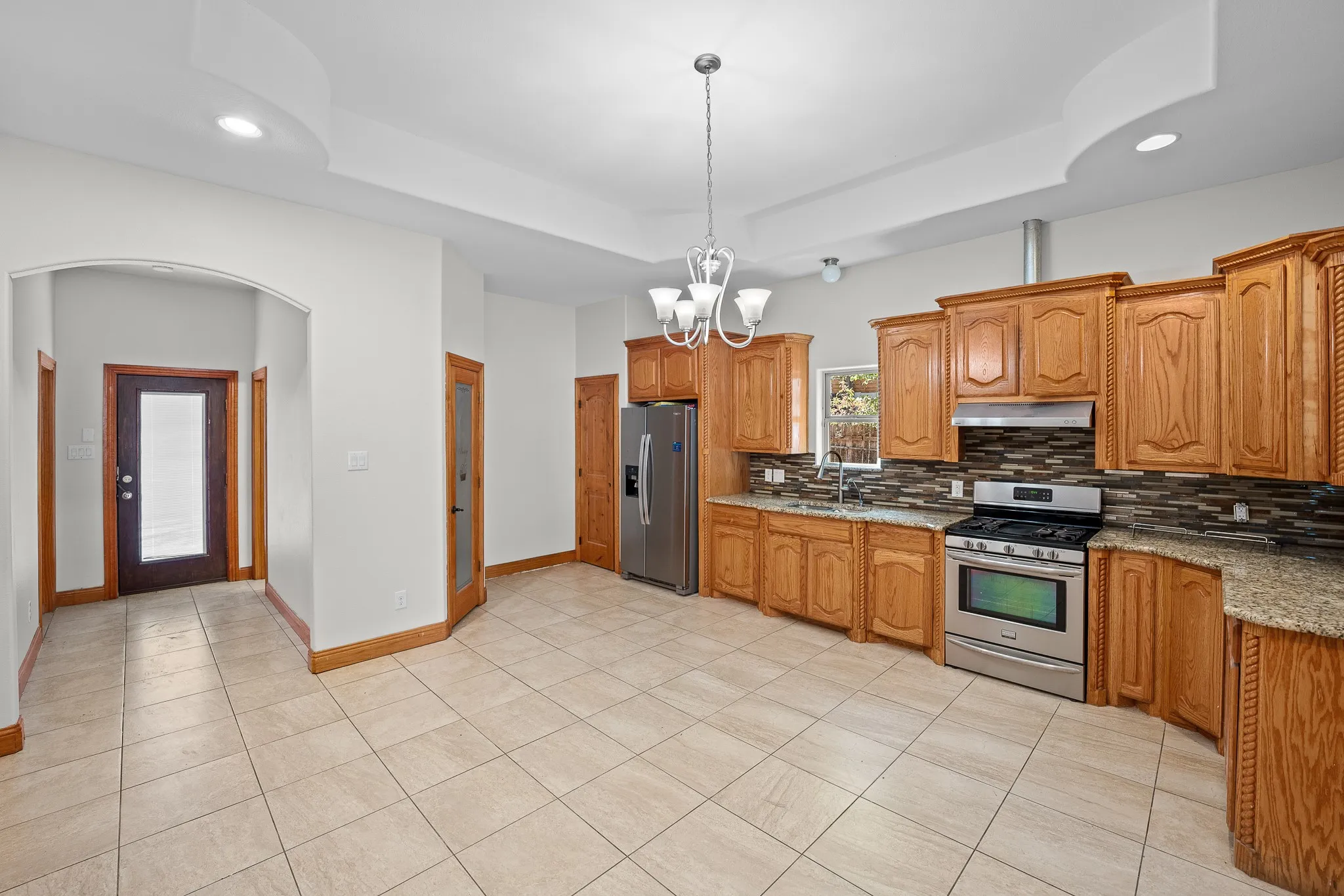 Single Family Residence For Sale in Tarrant County , 1201 S Sargent Street, Fort Worth, Texas 76105, 3 Bedroom, 2 Bathroom, Garage spaces, 1,554 Sqft, built in 2015, mls#21386590, Real Estate Agent in Fort Worth, Homes For Sale in Tarrant county, Homes For Sale in Fort Worth, Realtor in Fort Worth Texas, Real Estate Brokerage Independent Realty Texas, Luminita Cordes Realtor