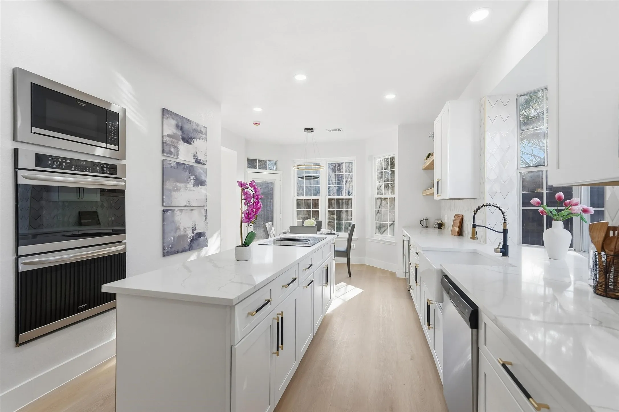 Single Family Residence For Sale in Collin County , 2202 Cherry Hill Lane, Mc Kinney, Texas 75072, 4 Bedroom, 3 Bathroom, 2 Garage spaces, 3,027 Sqft, built in 1990, mls#21391725, Real Estate Agent in Mc Kinney, Homes For Sale in Collin county, Homes For Sale in Mc Kinney, Realtor in Mc Kinney Texas, Real Estate Brokerage Independent Realty Texas, Luminita Cordes Realtor