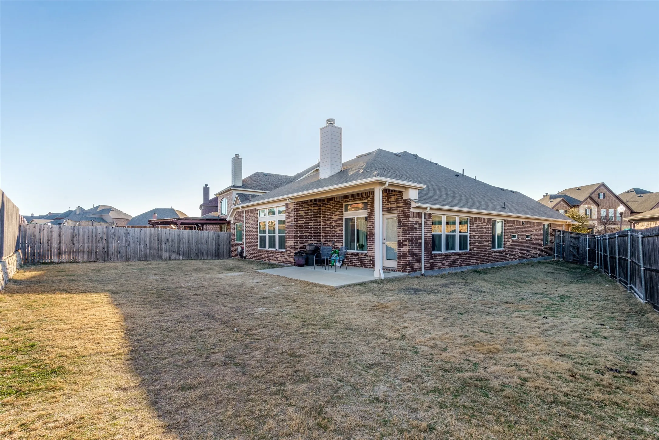 Single Family Residence For Rent in Denton County , 2913 Dockside, Little Elm, Texas 75068, 4 Bedroom, 3 Bathroom, 2 Garage spaces, 2,912 Sqft, built in 2018, mls#21391729, Real Estate Agent in Little Elm, Homes For Rent in Denton county, Homes For Rent in Little Elm, Realtor in Little Elm Texas, Real Estate Brokerage Independent Realty Texas, Luminita Cordes Realtor