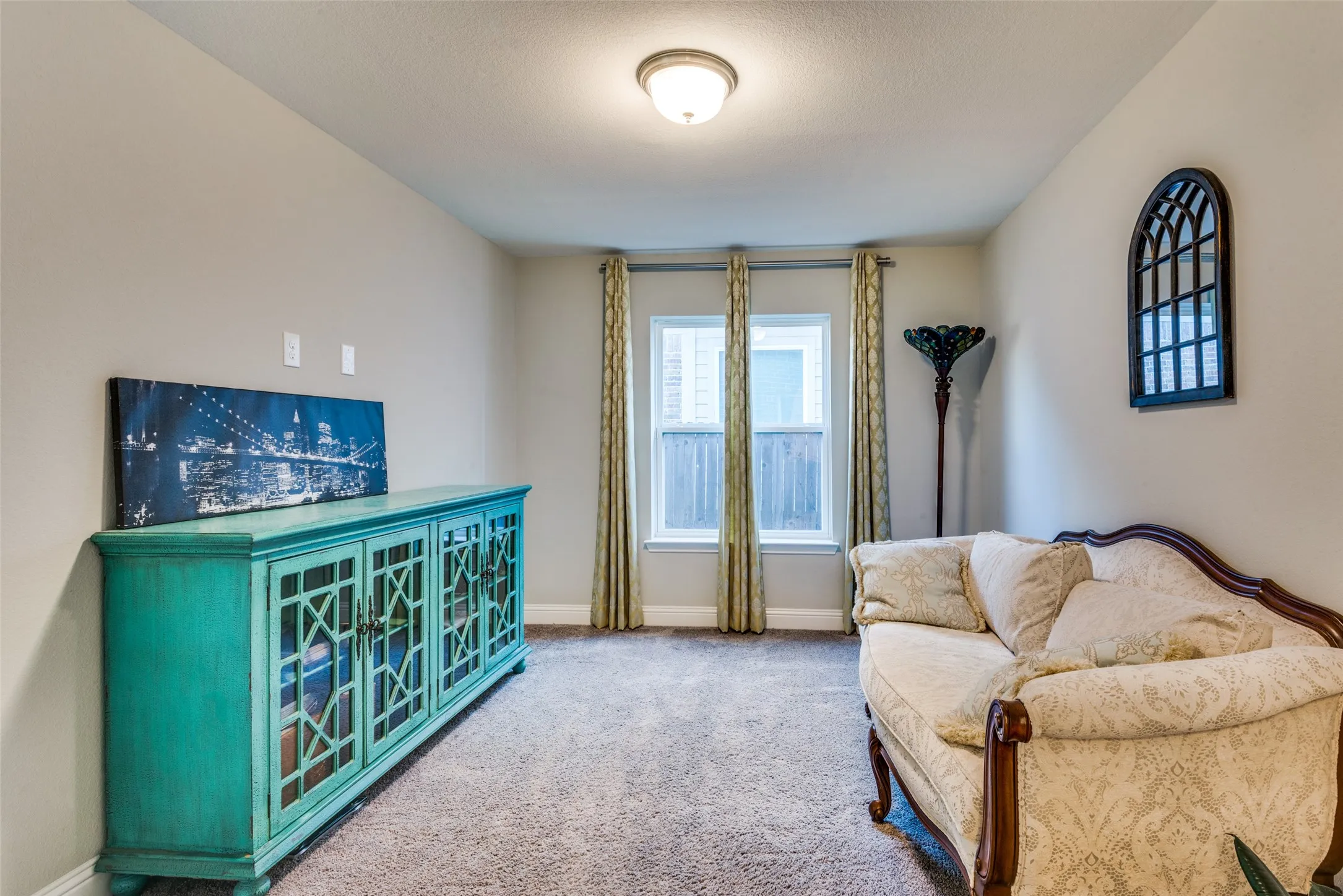 Single Family Residence For Rent in Denton County , 2913 Dockside, Little Elm, Texas 75068, 4 Bedroom, 3 Bathroom, 2 Garage spaces, 2,912 Sqft, built in 2018, mls#21391729, Real Estate Agent in Little Elm, Homes For Rent in Denton county, Homes For Rent in Little Elm, Realtor in Little Elm Texas, Real Estate Brokerage Independent Realty Texas, Luminita Cordes Realtor