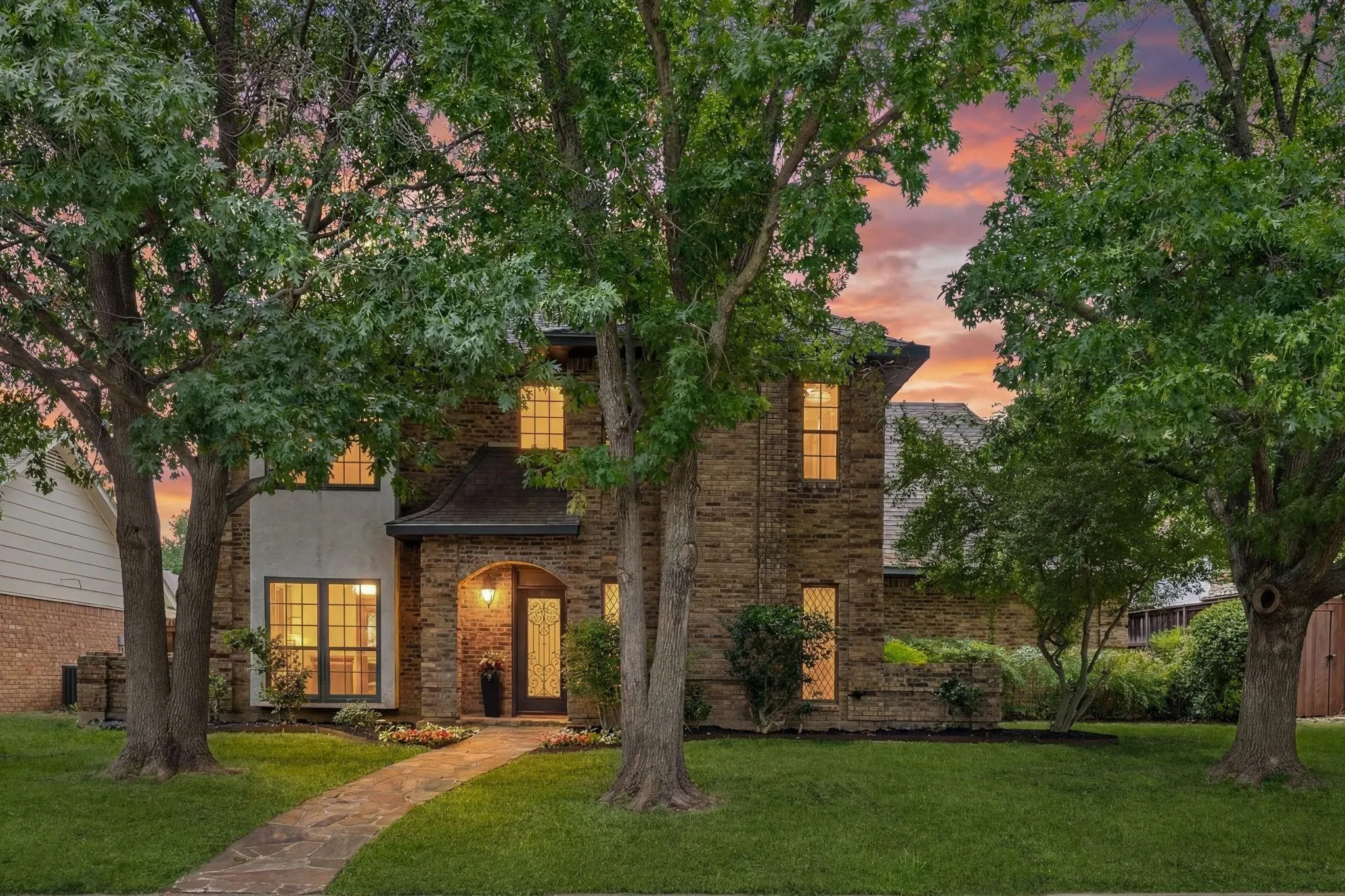 Single Family Residence For Rent in Collin County , 4212 Joshua Lane, Dallas, Texas 75287, 4 Bedroom, 3 Bathroom, 2 Garage spaces, 2,551 Sqft, built in 1981, mls#21391399, Real Estate Agent in Dallas, Homes For Rent in Collin county, Homes For Rent in Dallas, Realtor in Dallas Texas, Real Estate Brokerage Independent Realty Texas, Luminita Cordes Realtor
