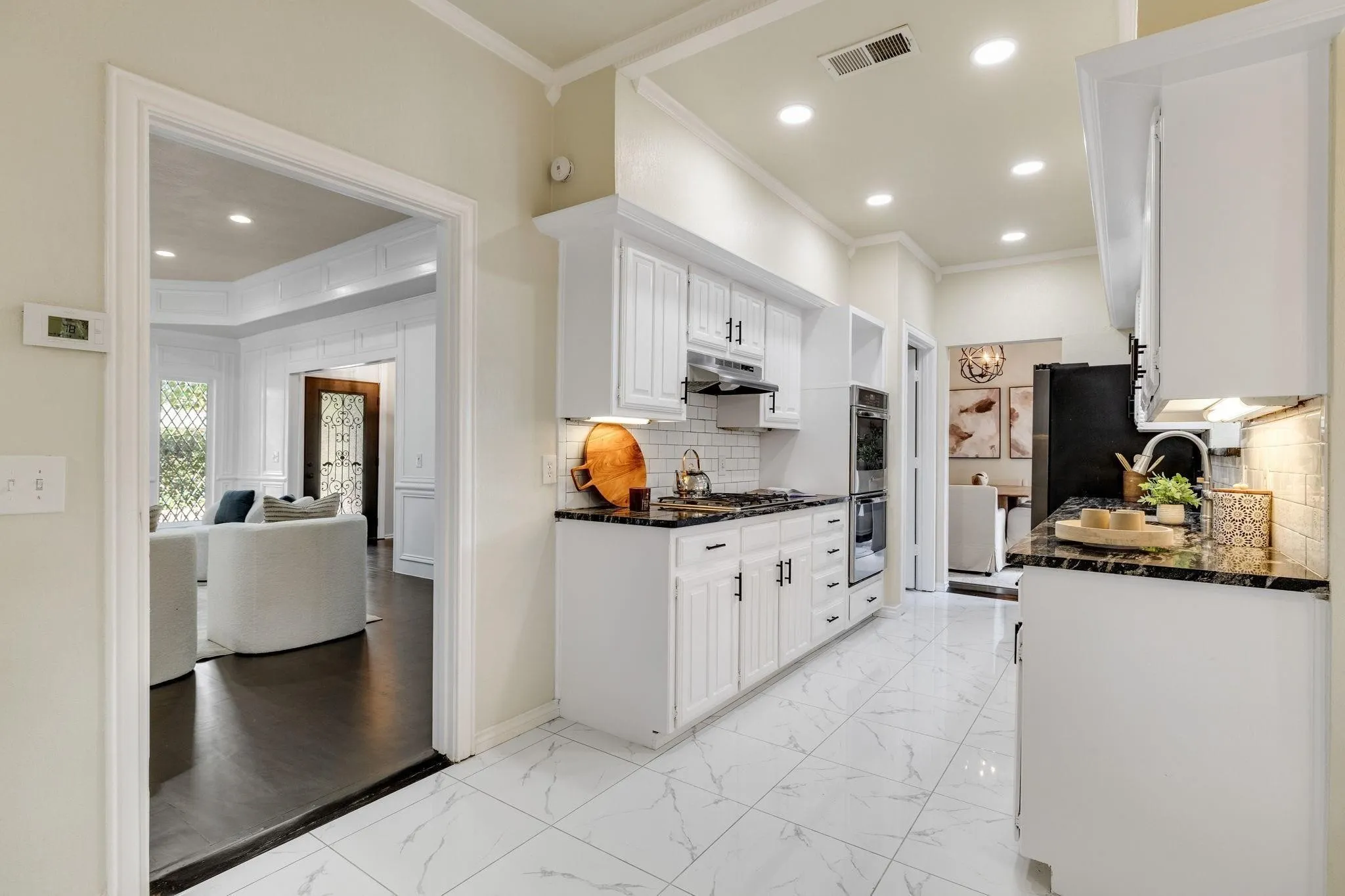 Single Family Residence For Rent in Collin County , 4212 Joshua Lane, Dallas, Texas 75287, 4 Bedroom, 3 Bathroom, 2 Garage spaces, 2,551 Sqft, built in 1981, mls#21391399, Real Estate Agent in Dallas, Homes For Rent in Collin county, Homes For Rent in Dallas, Realtor in Dallas Texas, Real Estate Brokerage Independent Realty Texas, Luminita Cordes Realtor