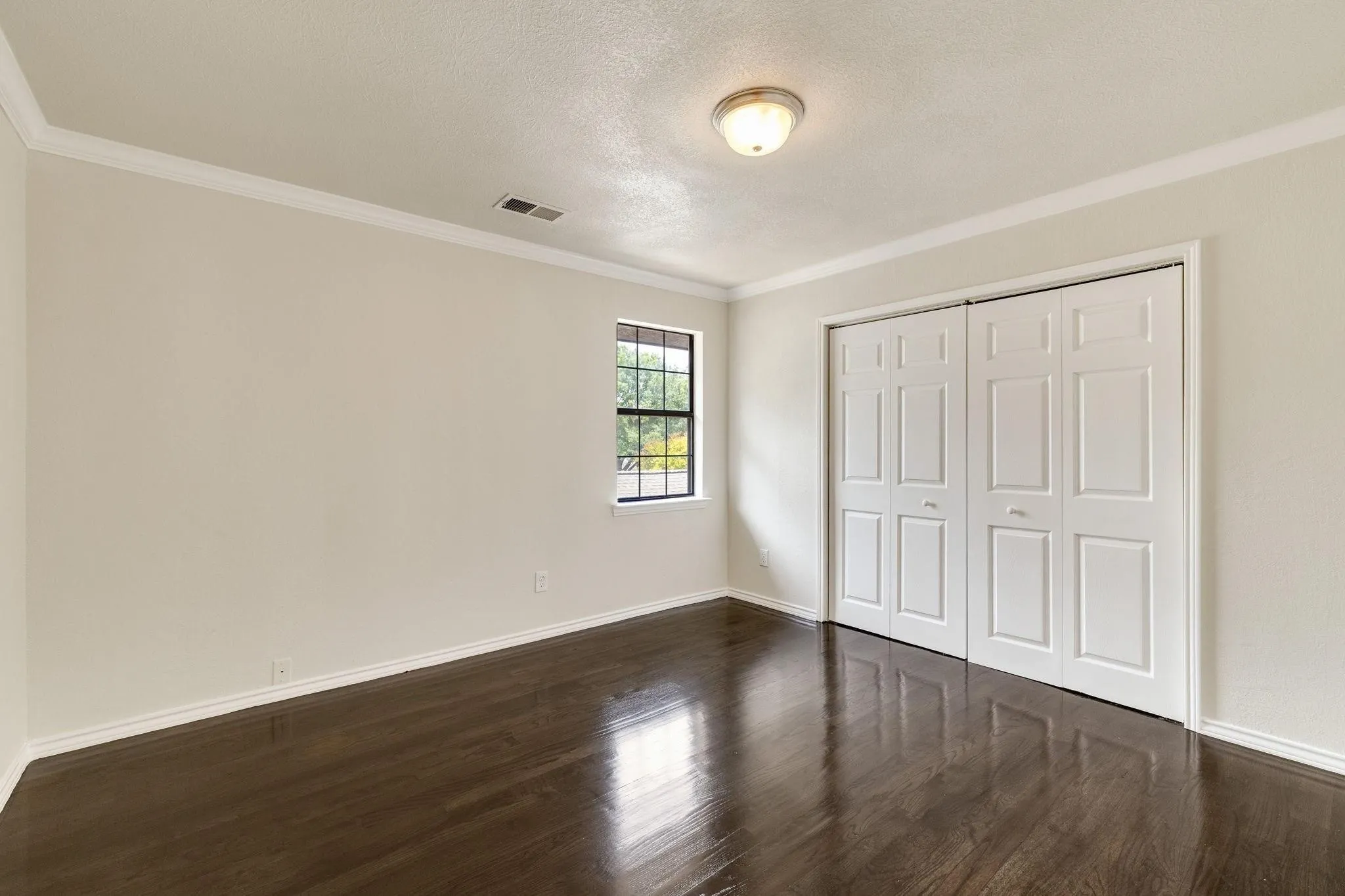 Single Family Residence For Rent in Collin County , 4212 Joshua Lane, Dallas, Texas 75287, 4 Bedroom, 3 Bathroom, 2 Garage spaces, 2,551 Sqft, built in 1981, mls#21391399, Real Estate Agent in Dallas, Homes For Rent in Collin county, Homes For Rent in Dallas, Realtor in Dallas Texas, Real Estate Brokerage Independent Realty Texas, Luminita Cordes Realtor